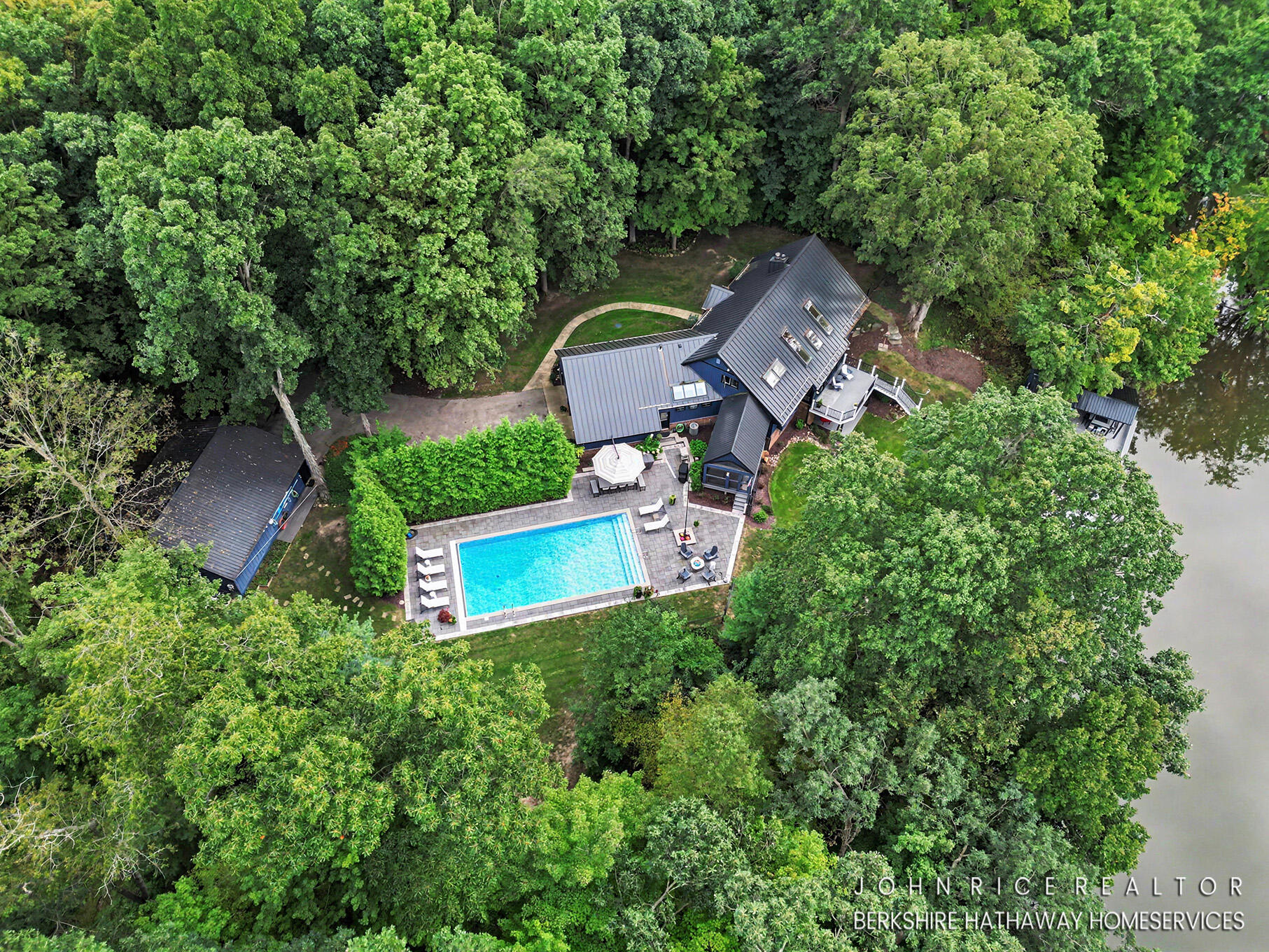 6155 Oakmont Landing Se Property Photo 5