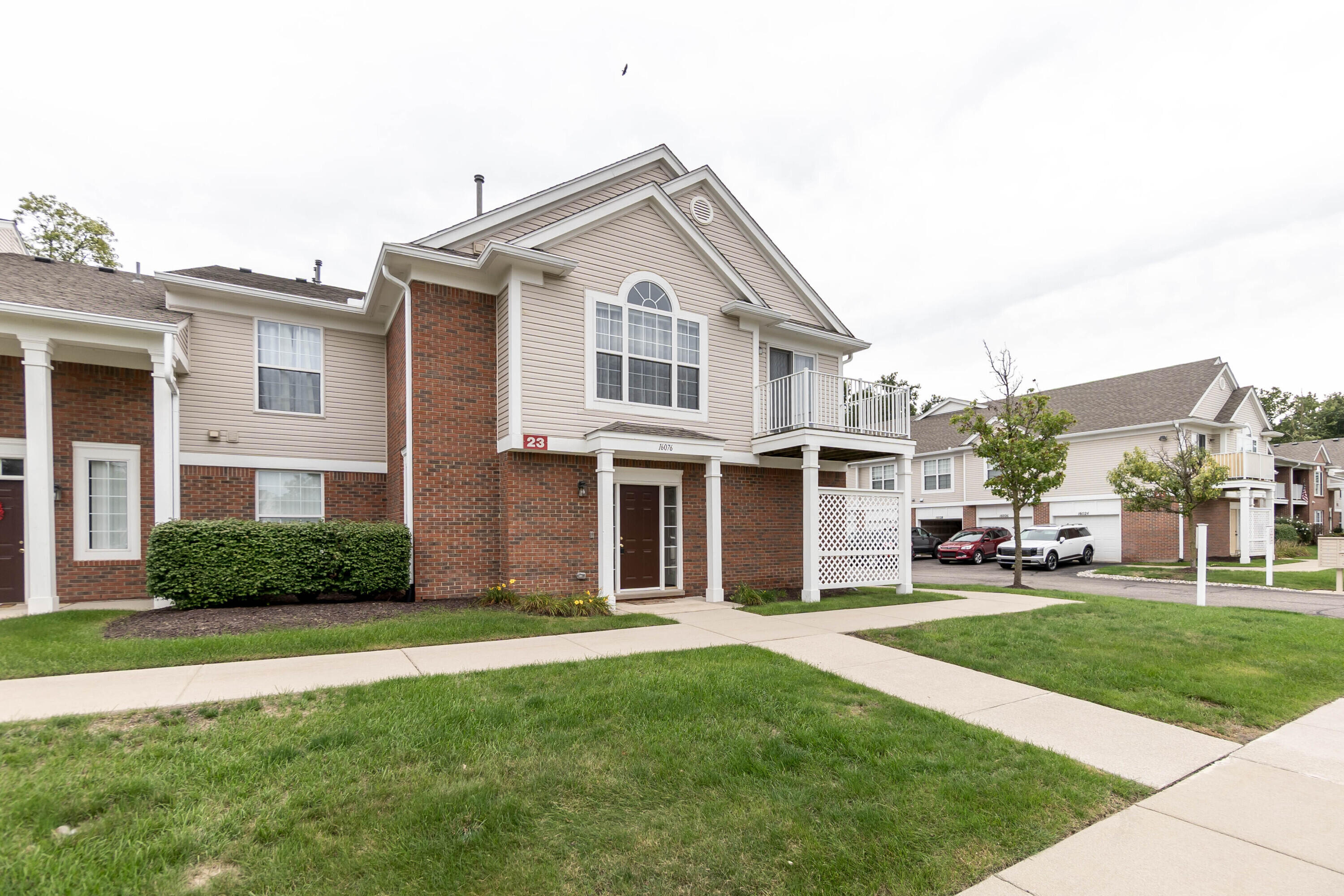 16076 Morningside 259 Property Photo 1