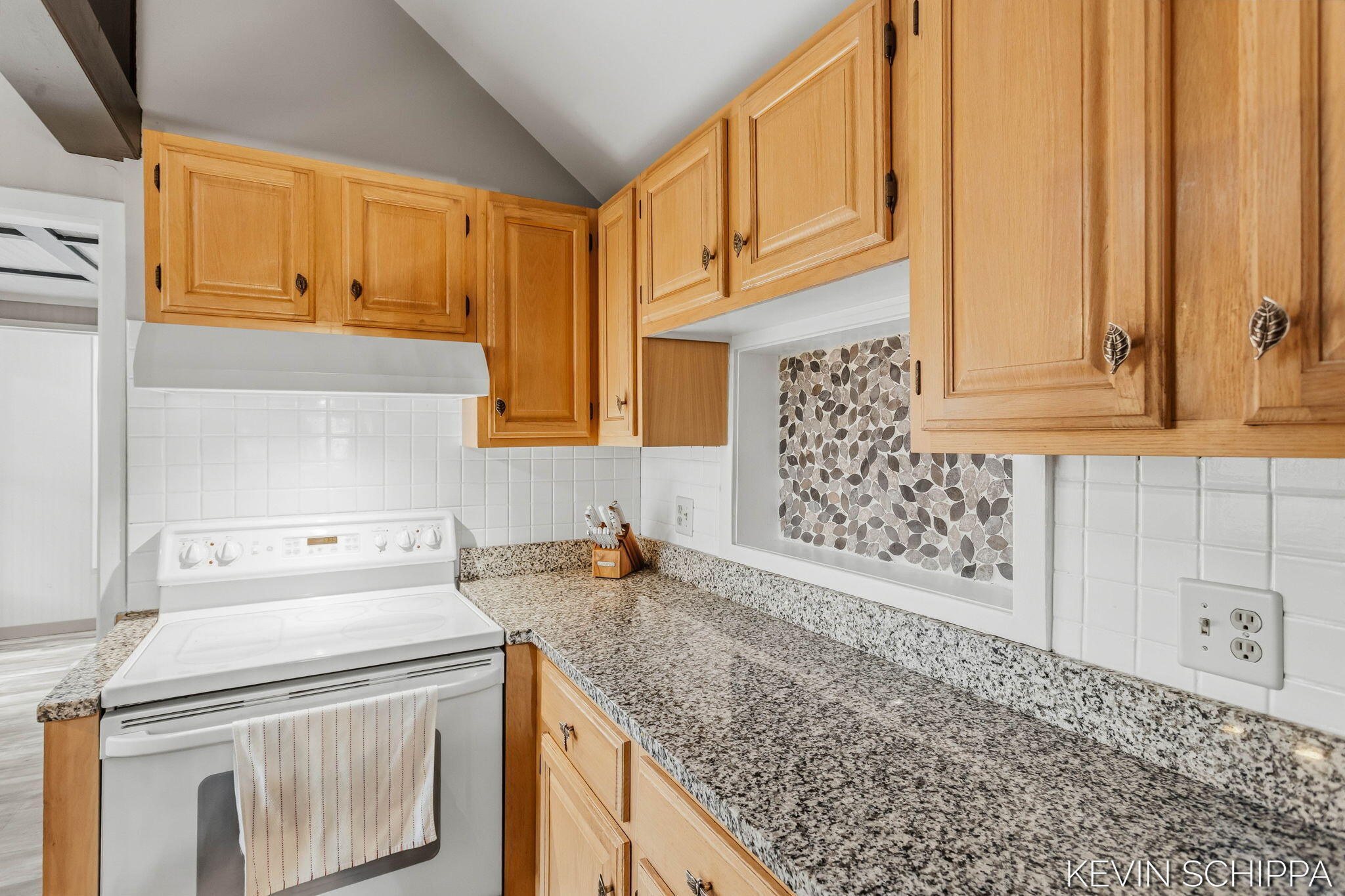 36 Union Street Property Photo 23