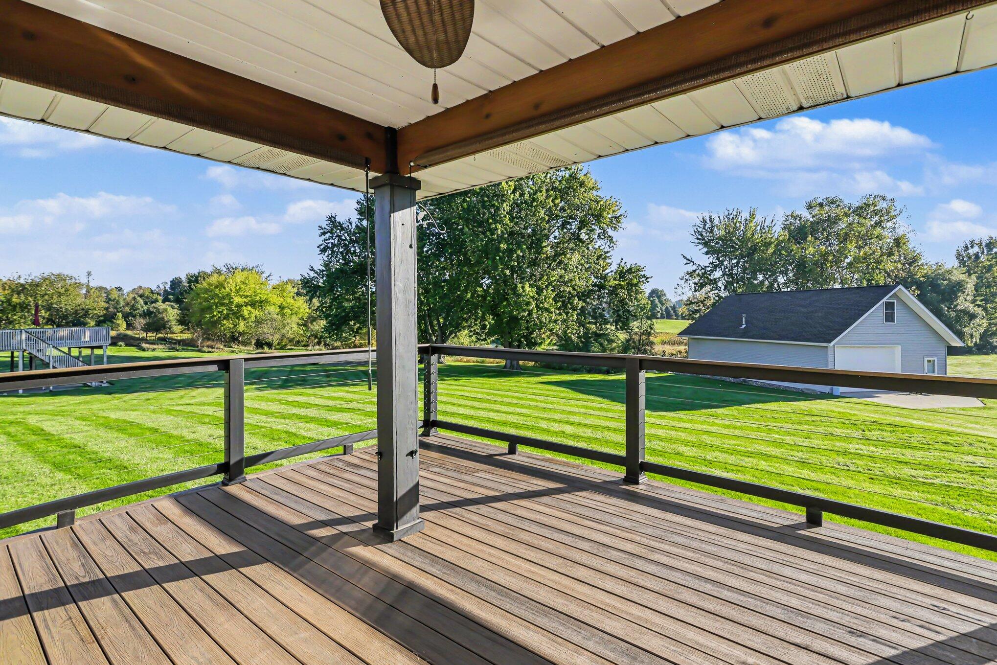 12 Hawksbury Point Property Photo 10