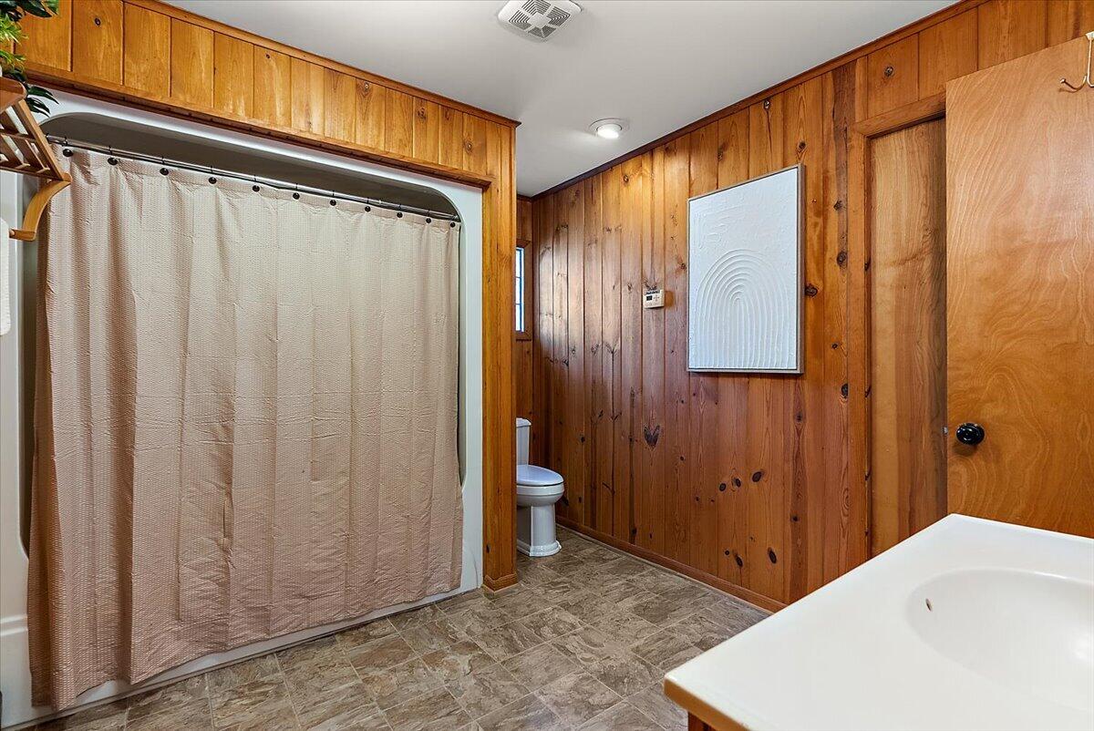 7842 Main Street Property Photo 23