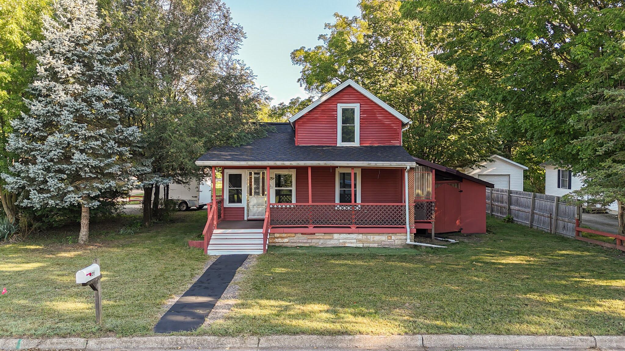 401 Sheldon Street Property Photo 1