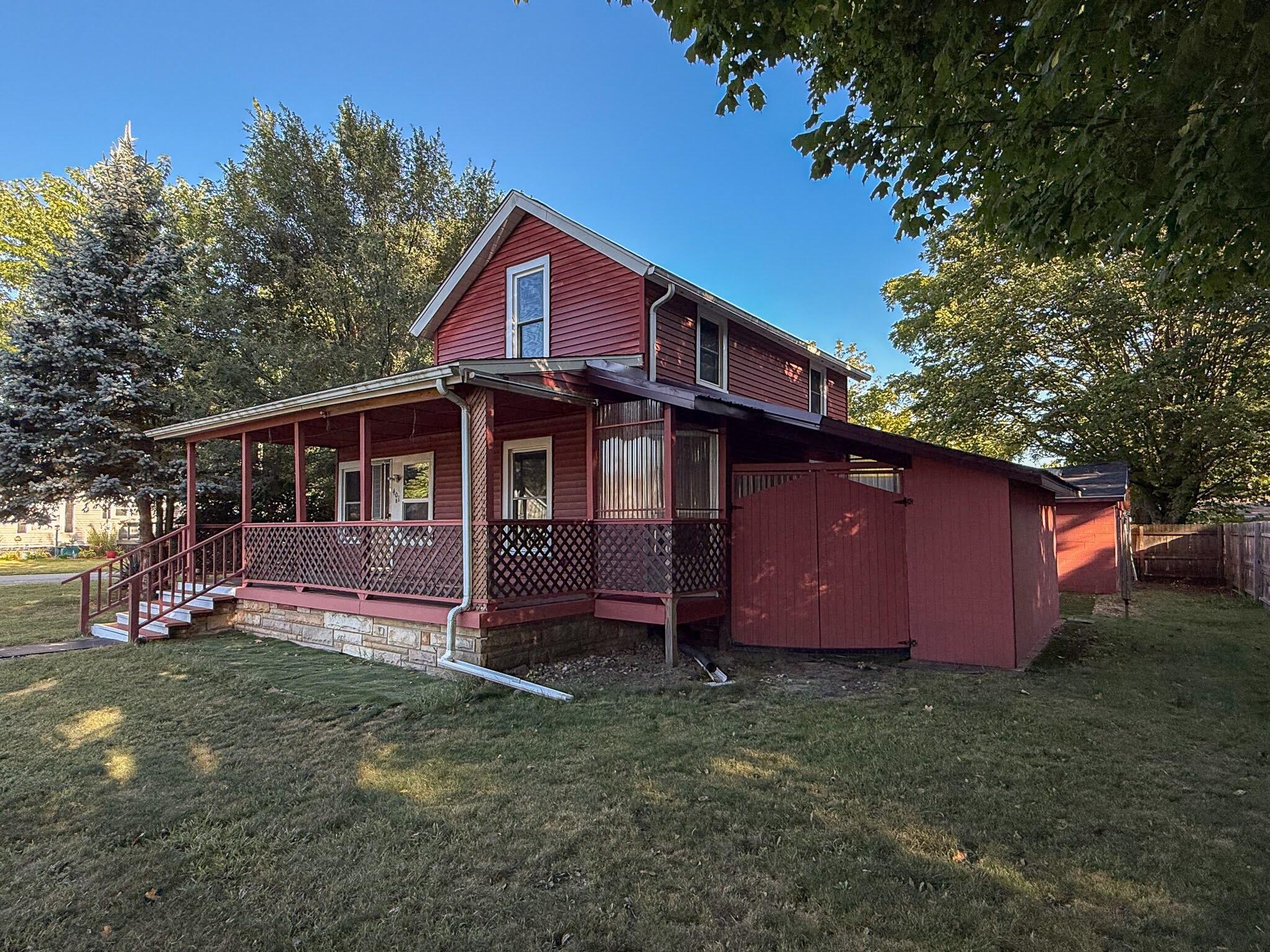 401 Sheldon Street Property Photo 3