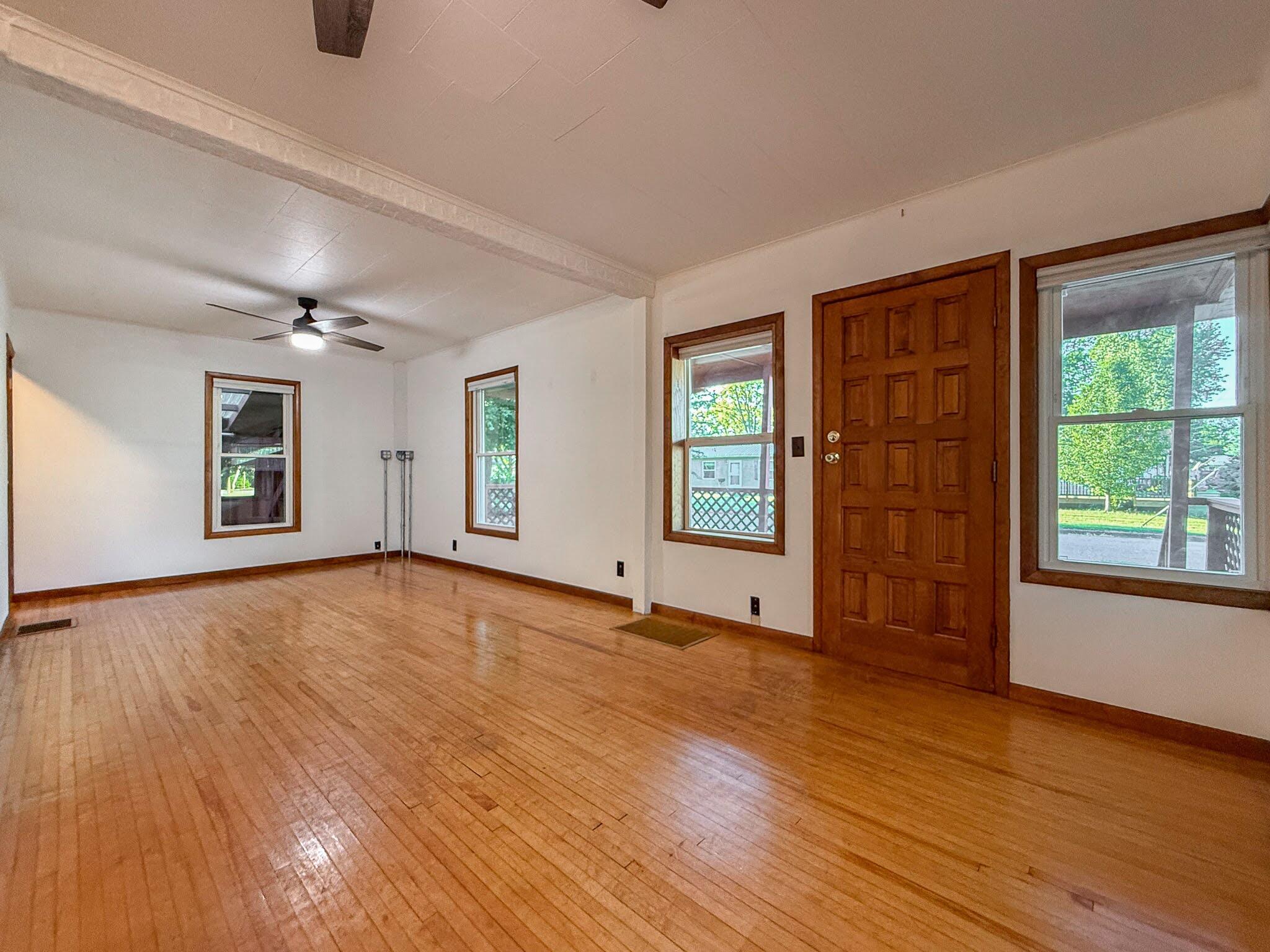 401 Sheldon Street Property Photo 16