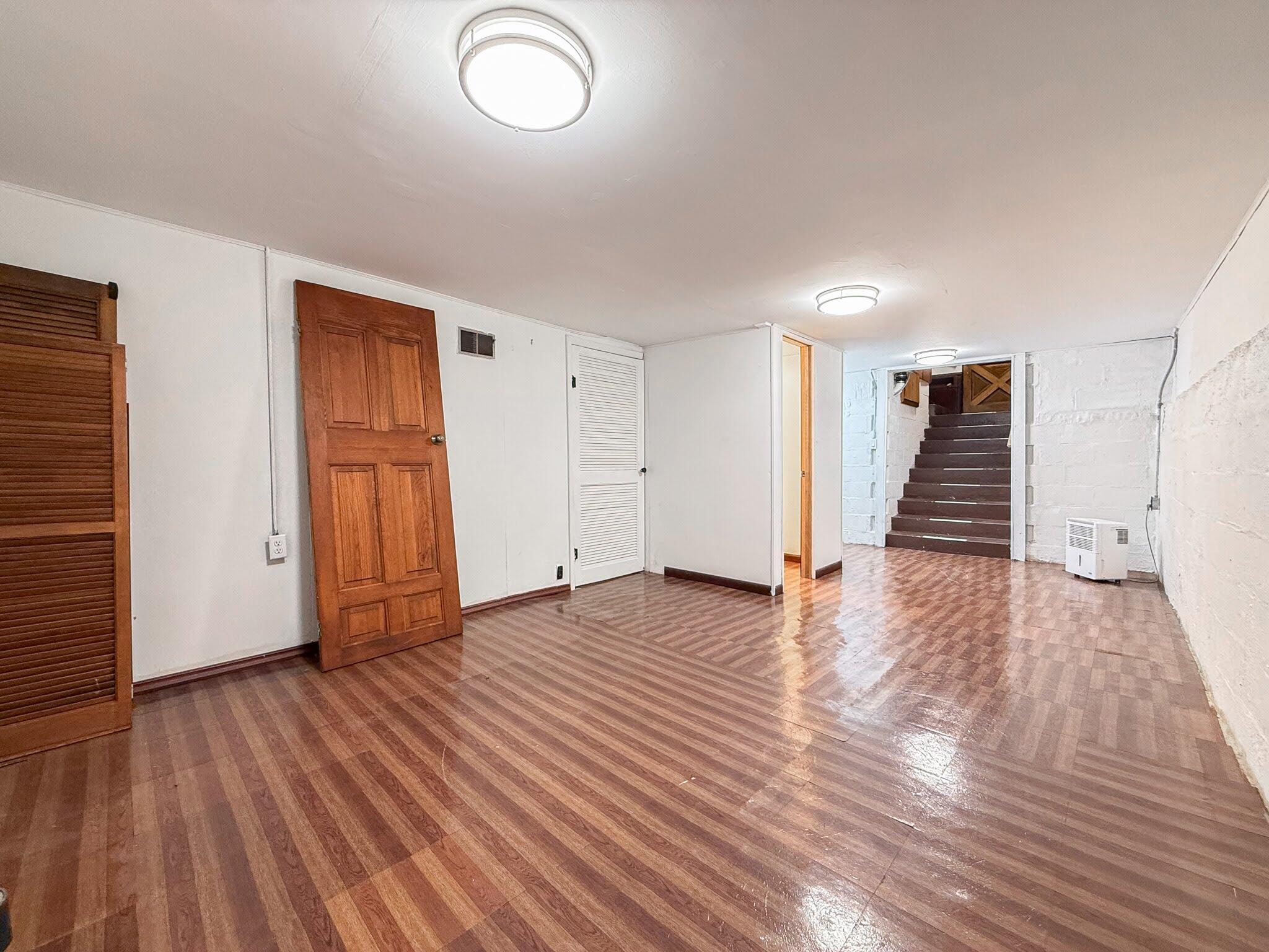 401 Sheldon Street Property Photo 25