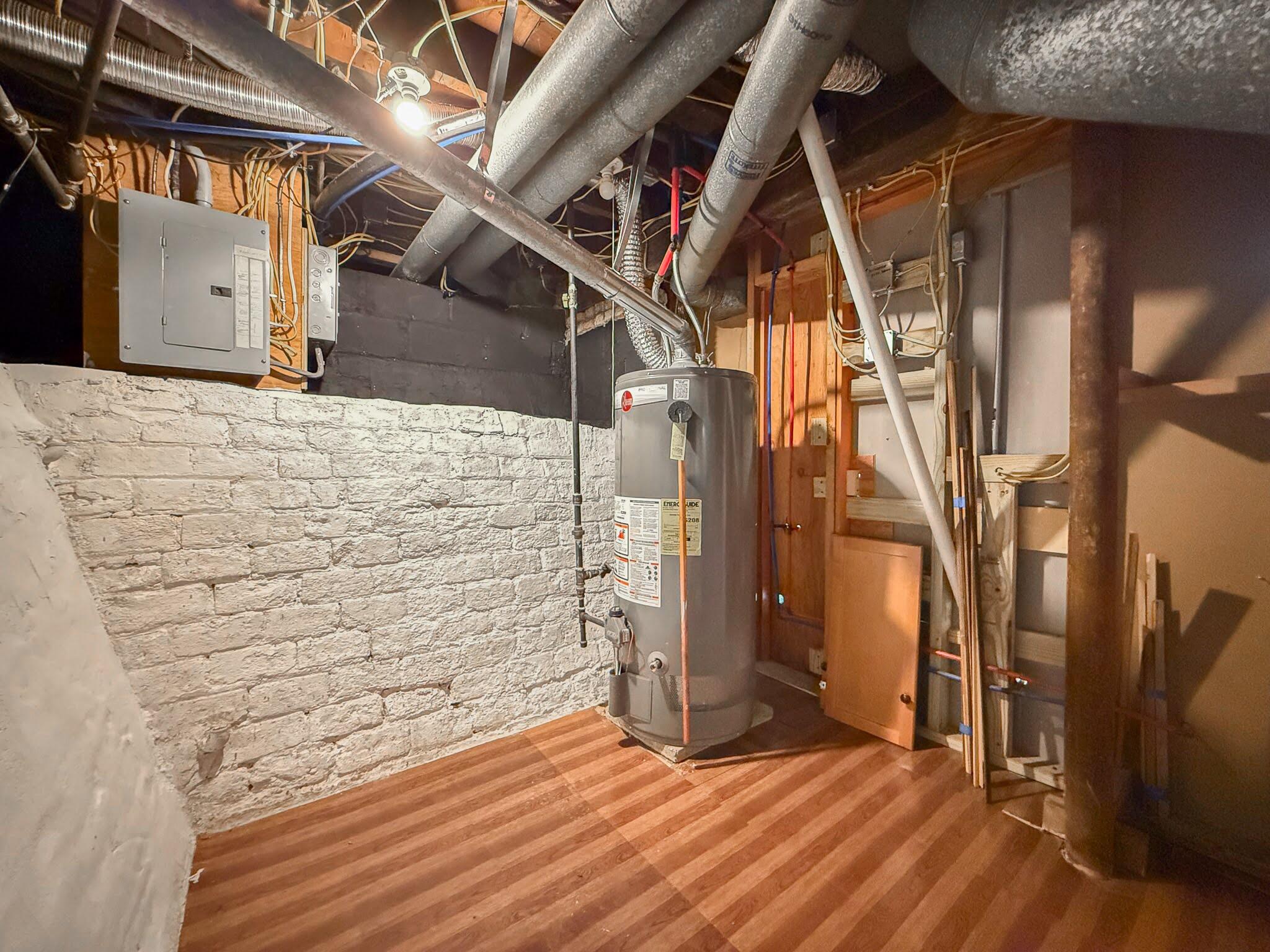 401 Sheldon Street Property Photo 29
