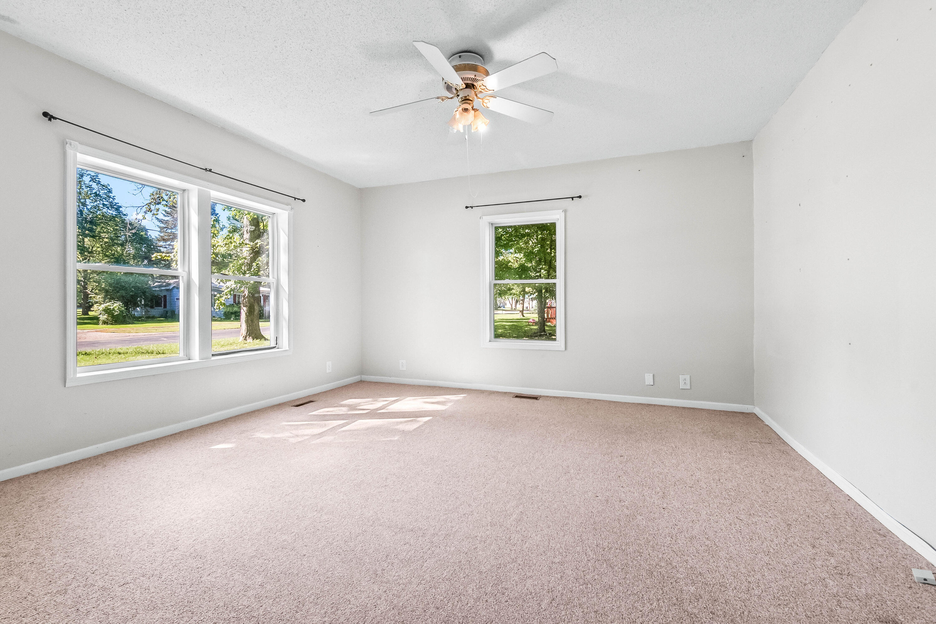 44 Hawley Street Property Photo 30