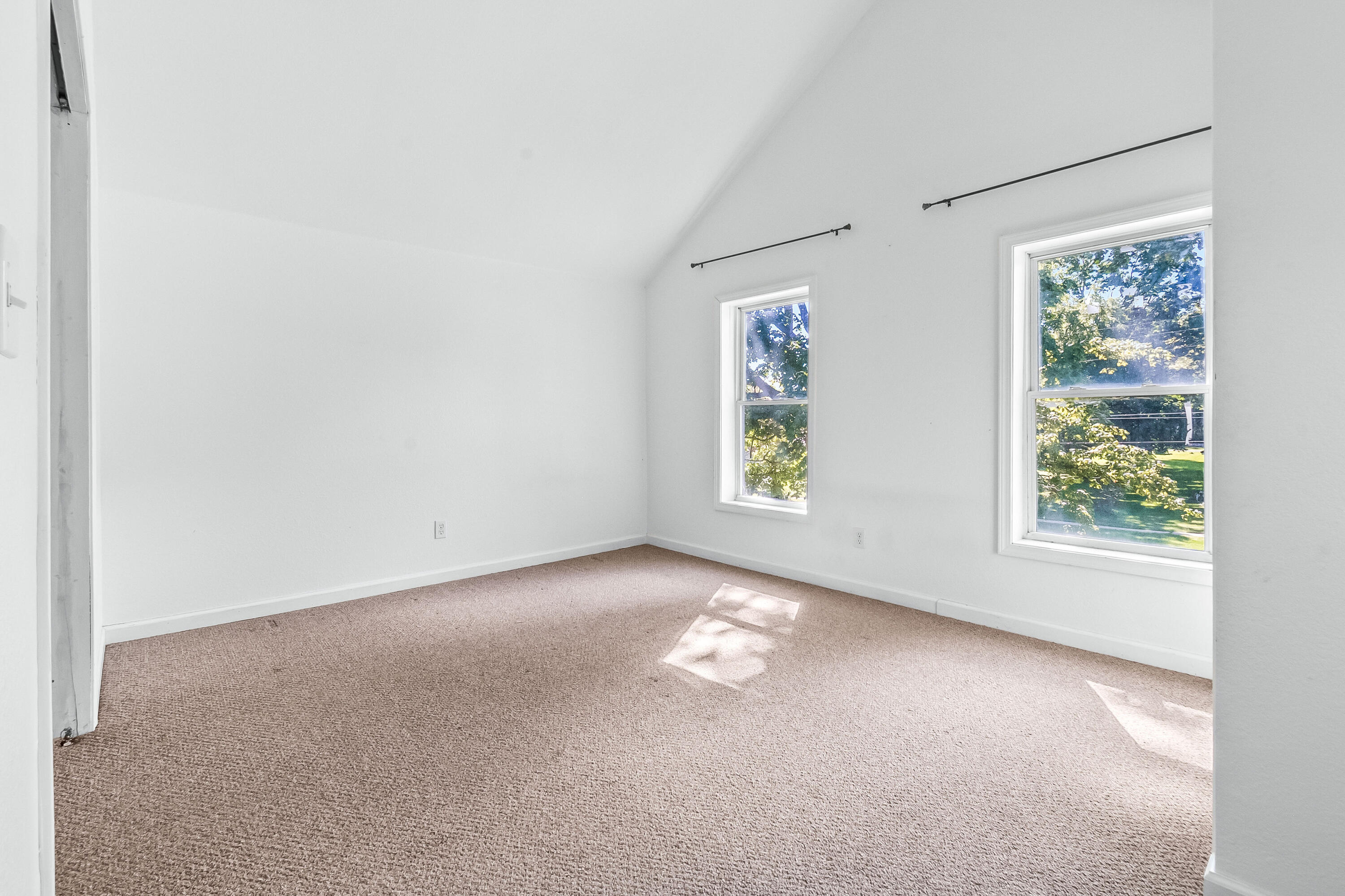 44 Hawley Street Property Photo 42