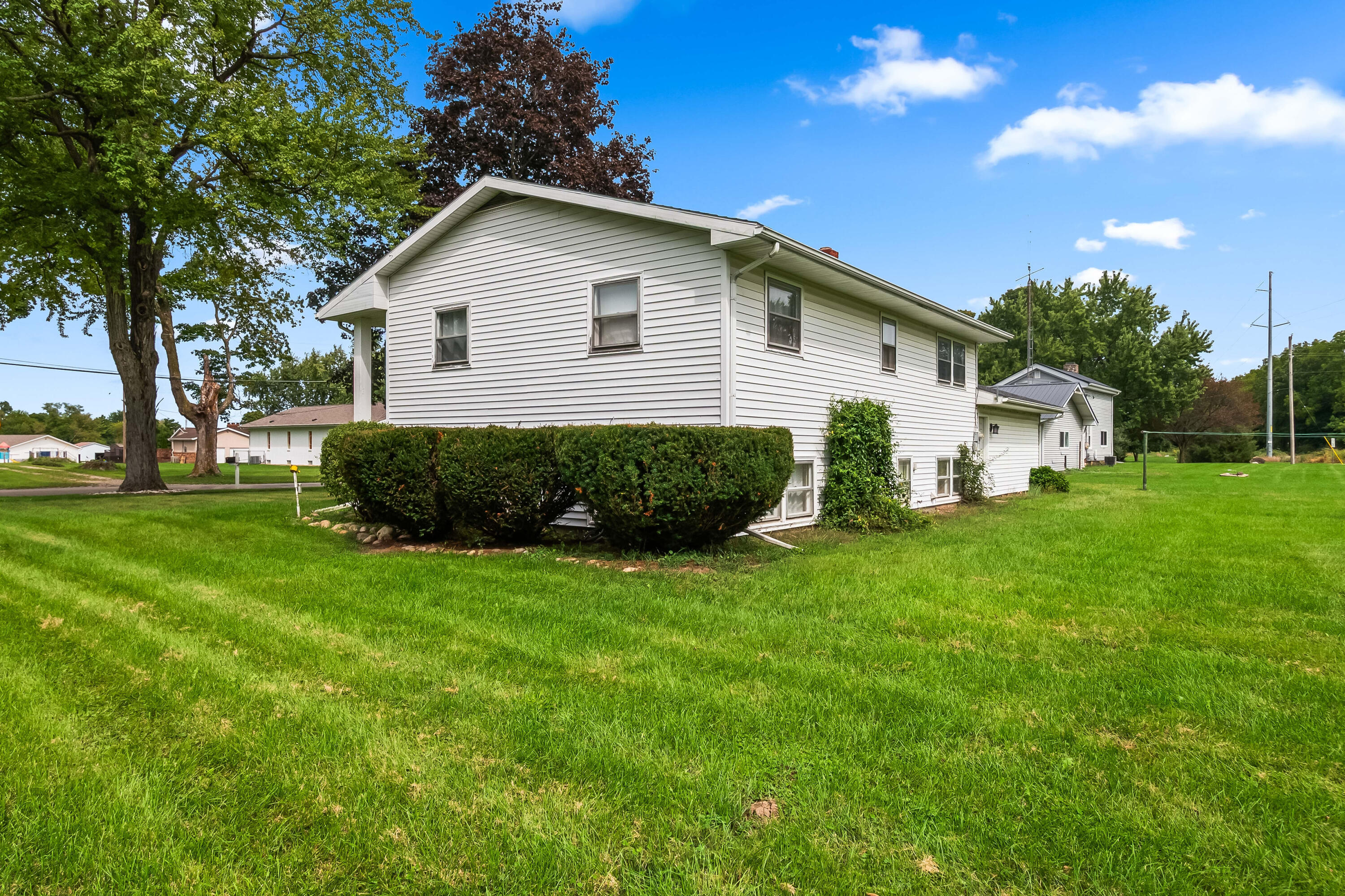 103 Hawley Street Property Photo 7