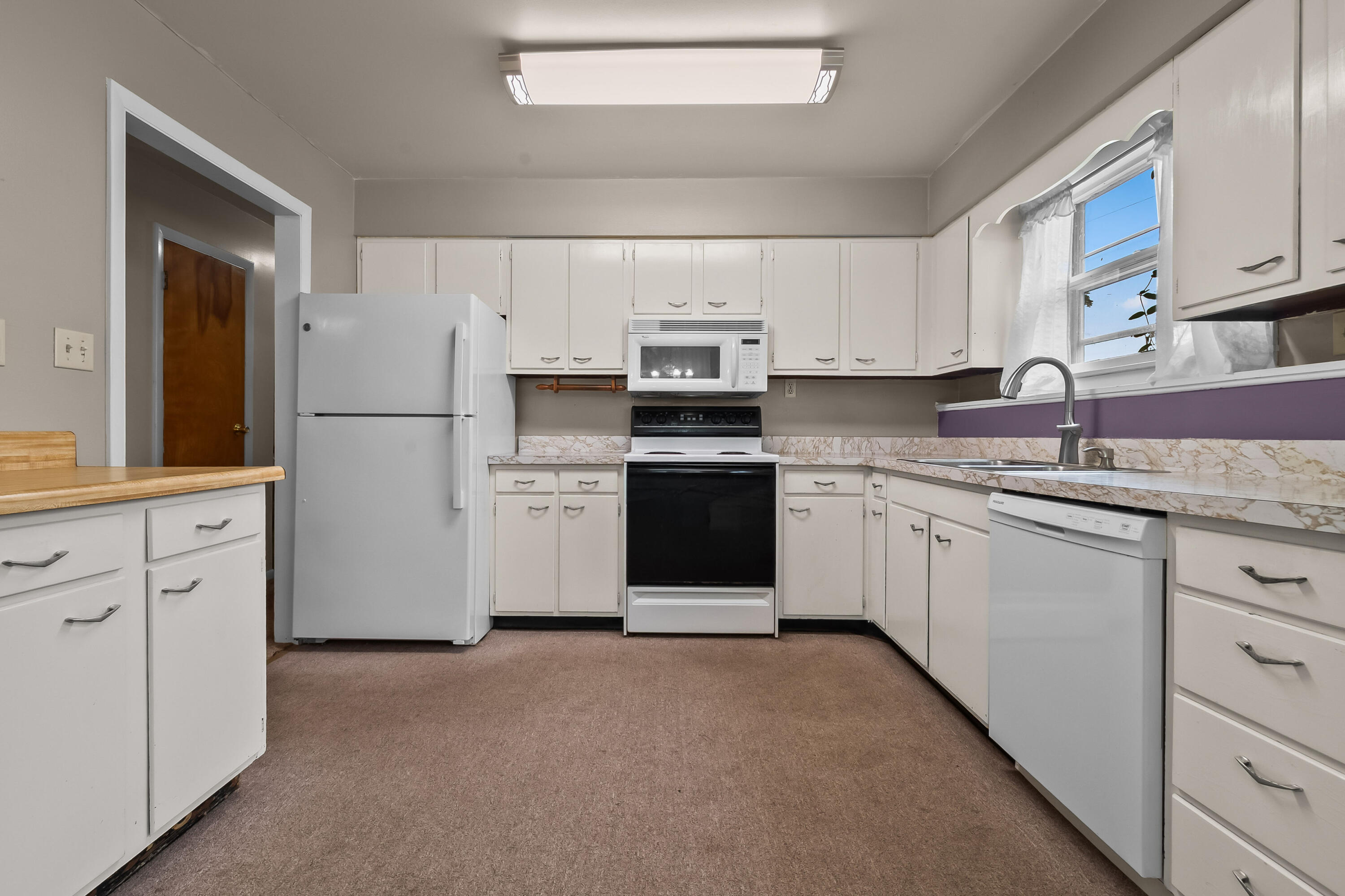 103 Hawley Street Property Photo 36