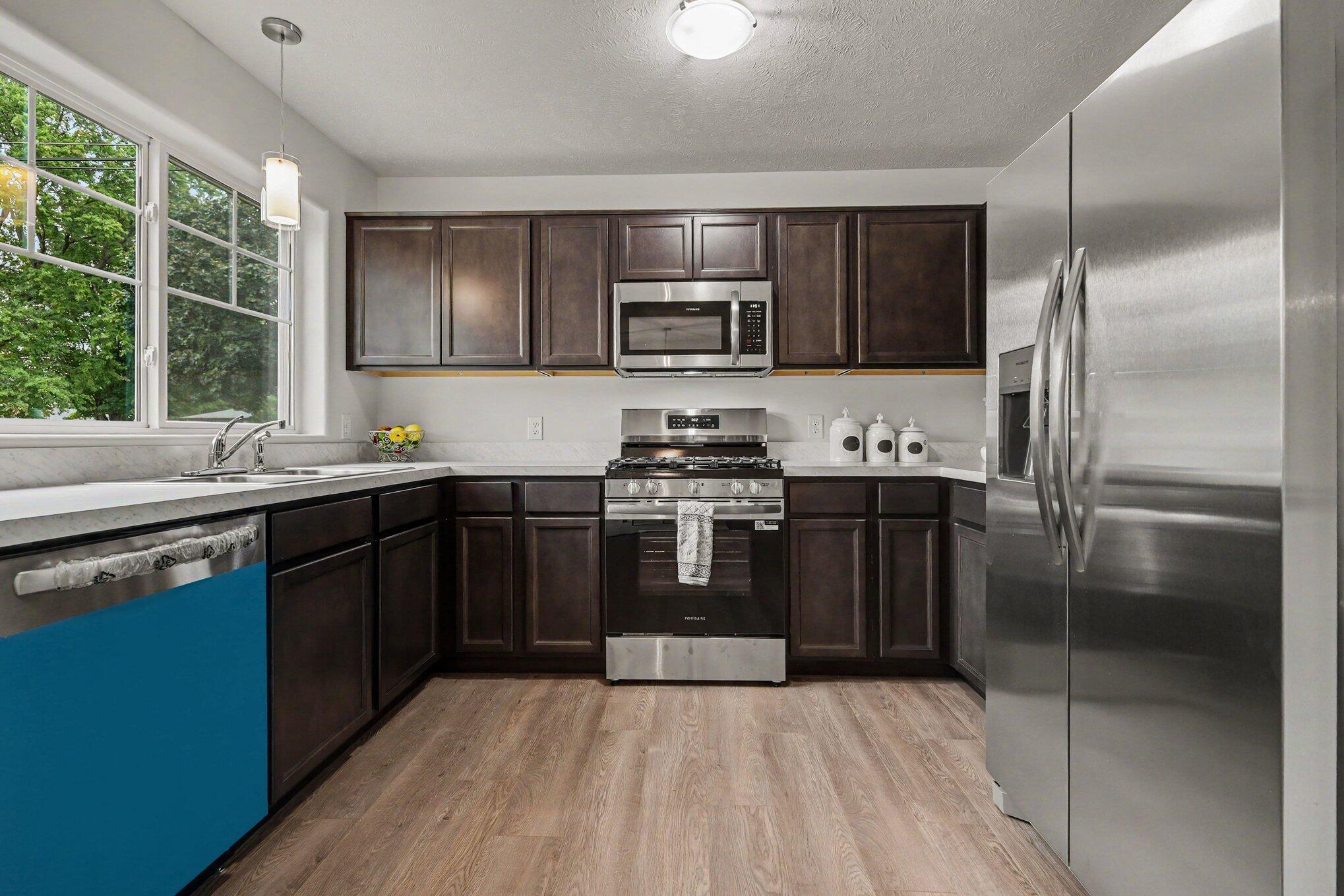 859 Merrick Street Property Photo 3