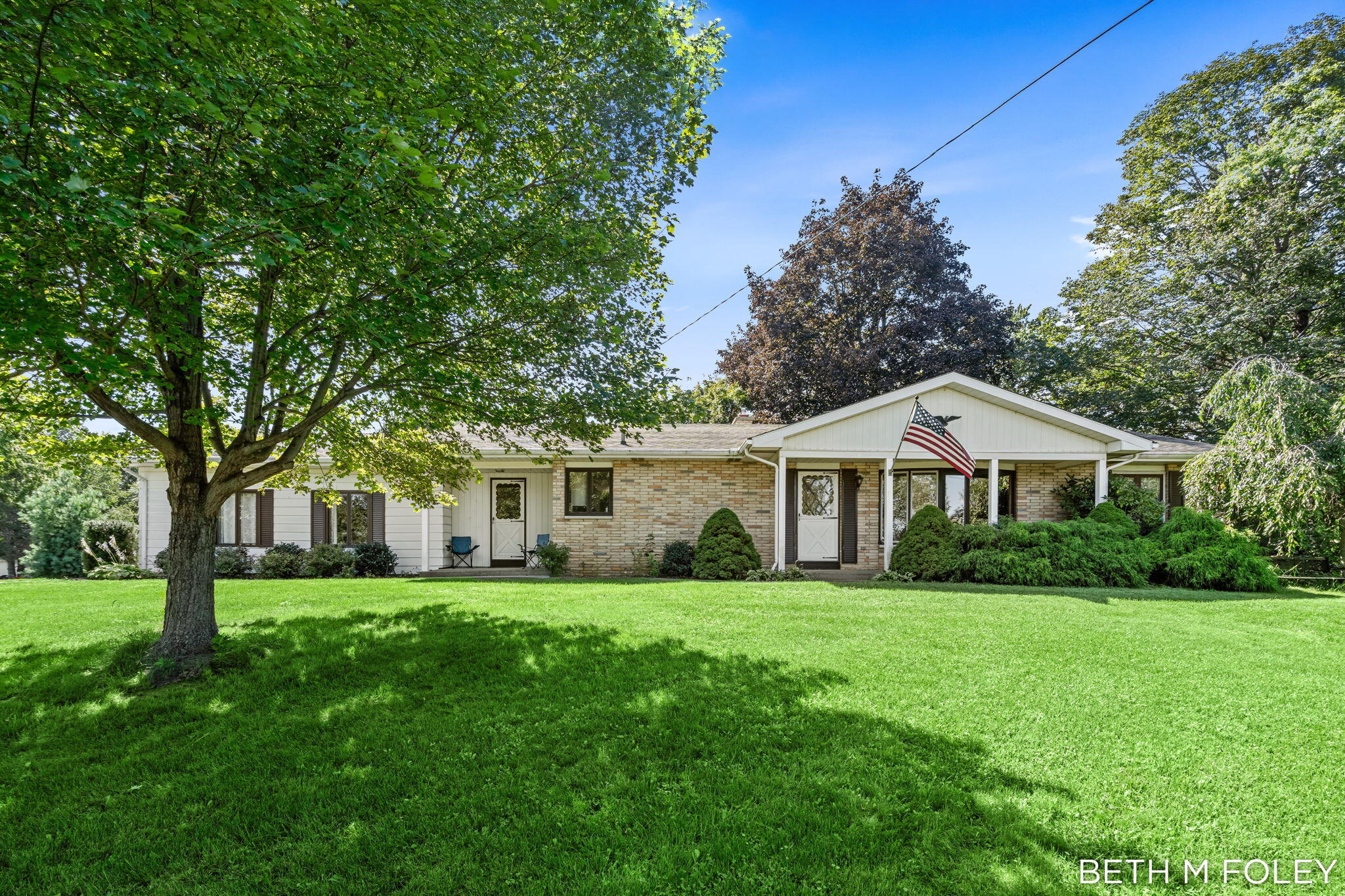 6162 147th Avenue Property Photo 1