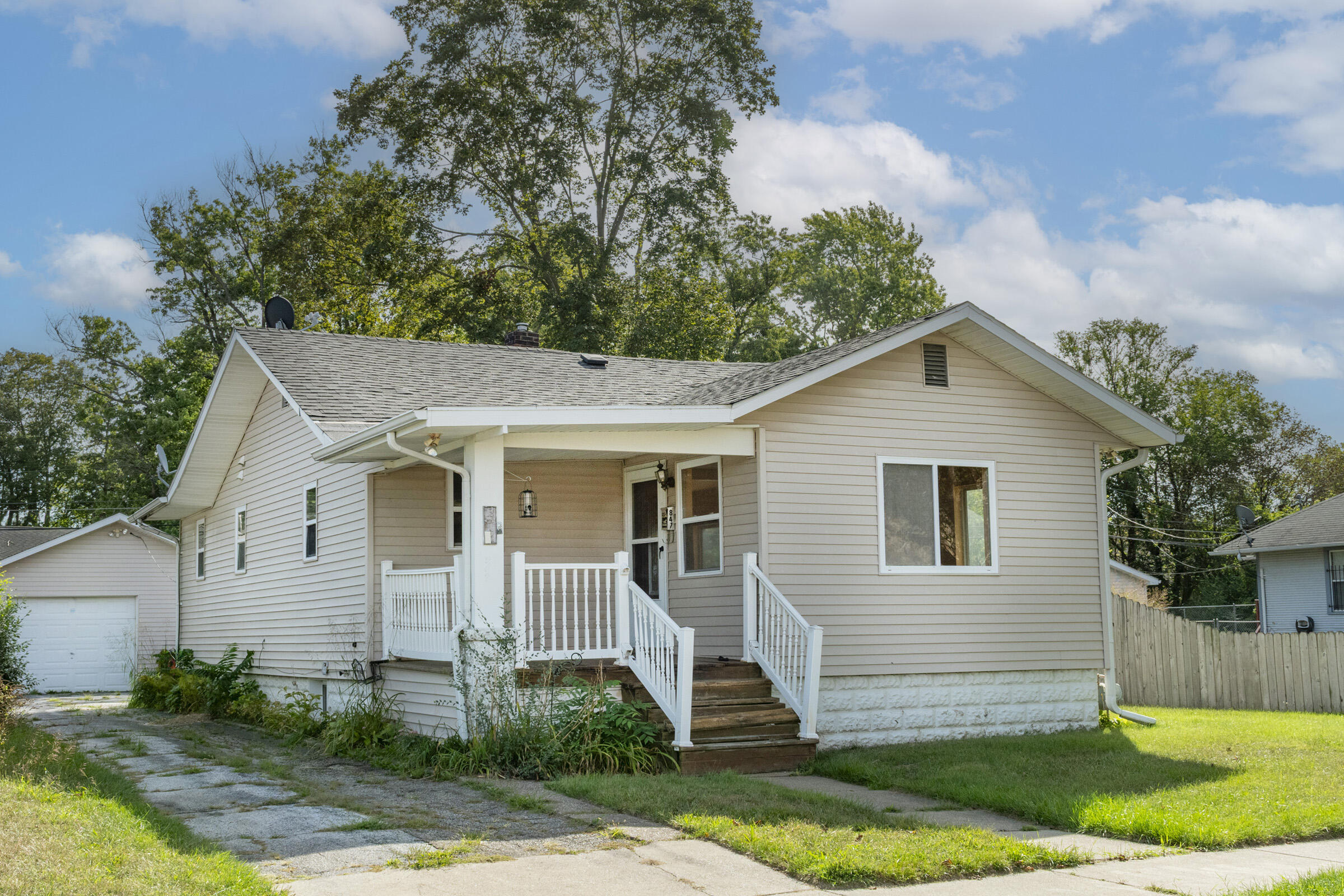 847 Colfax Avenue Property Photo 1