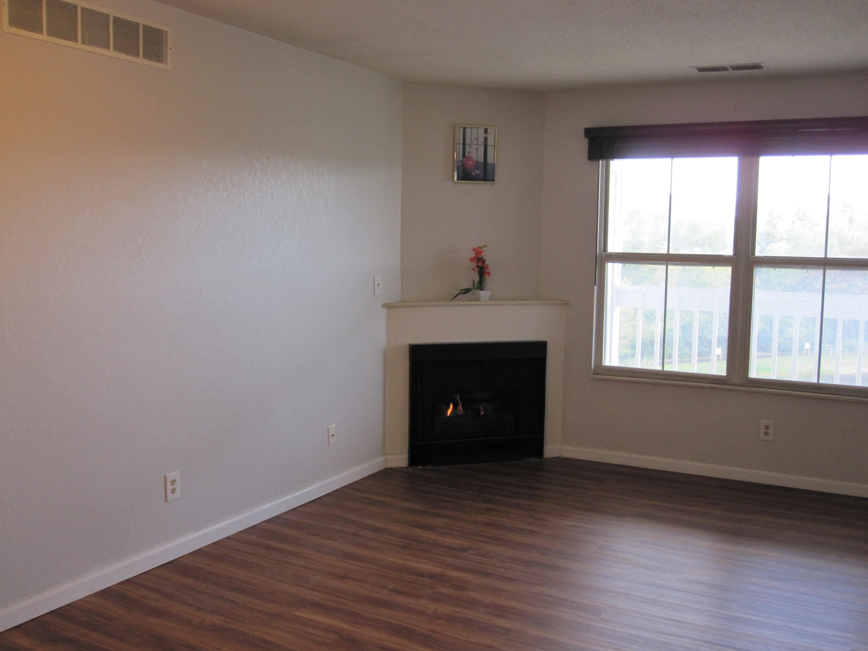 123 Fieldcrest 303 Property Photo 5
