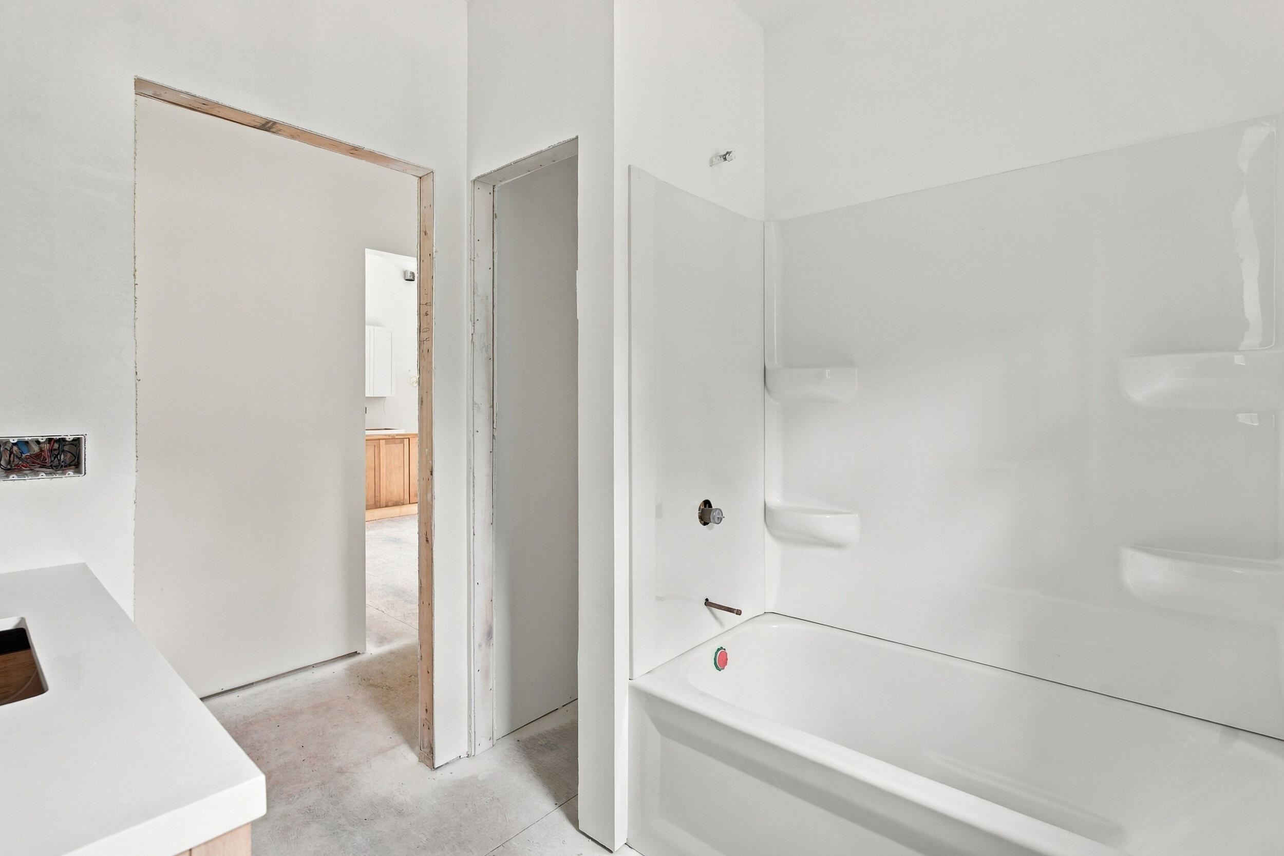 1677 Park Drive Property Photo 16