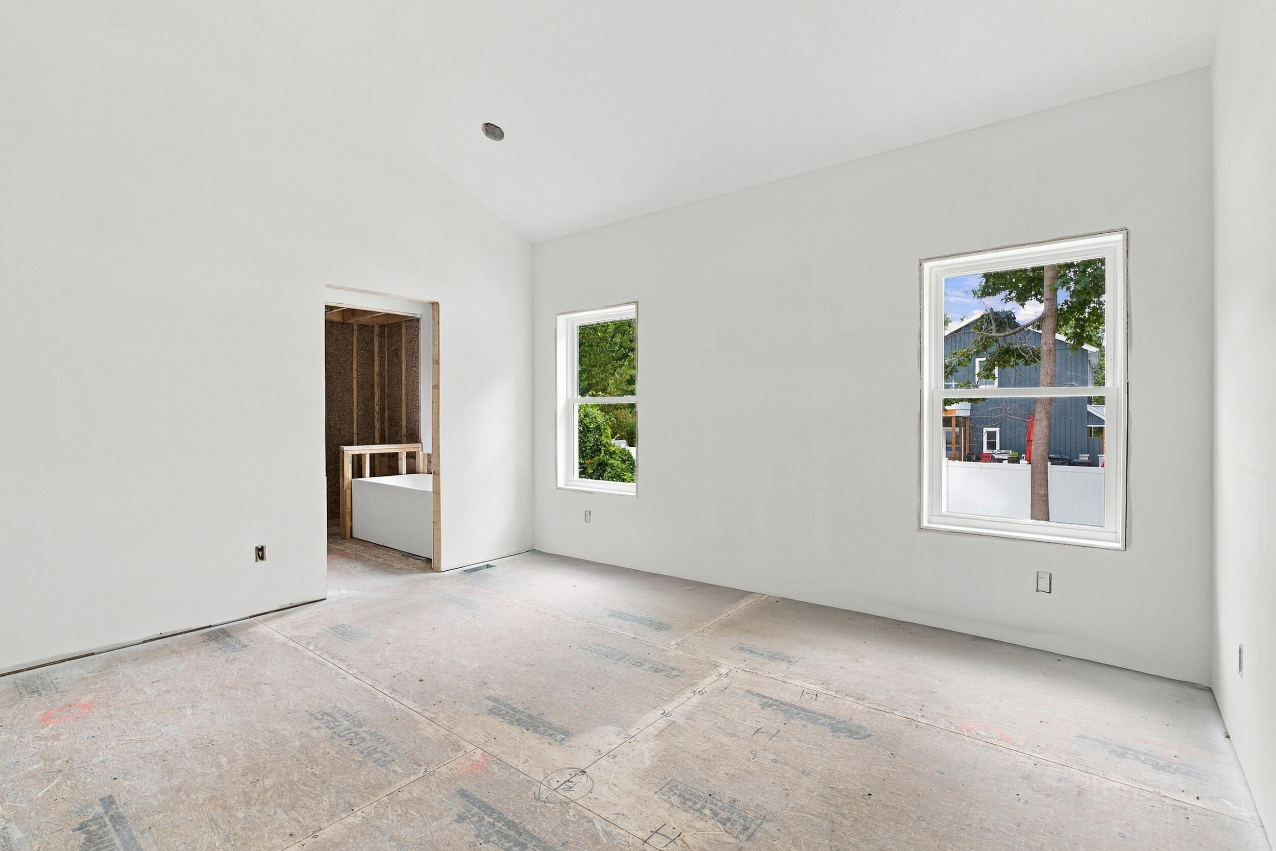 1677 Park Drive Property Photo 17