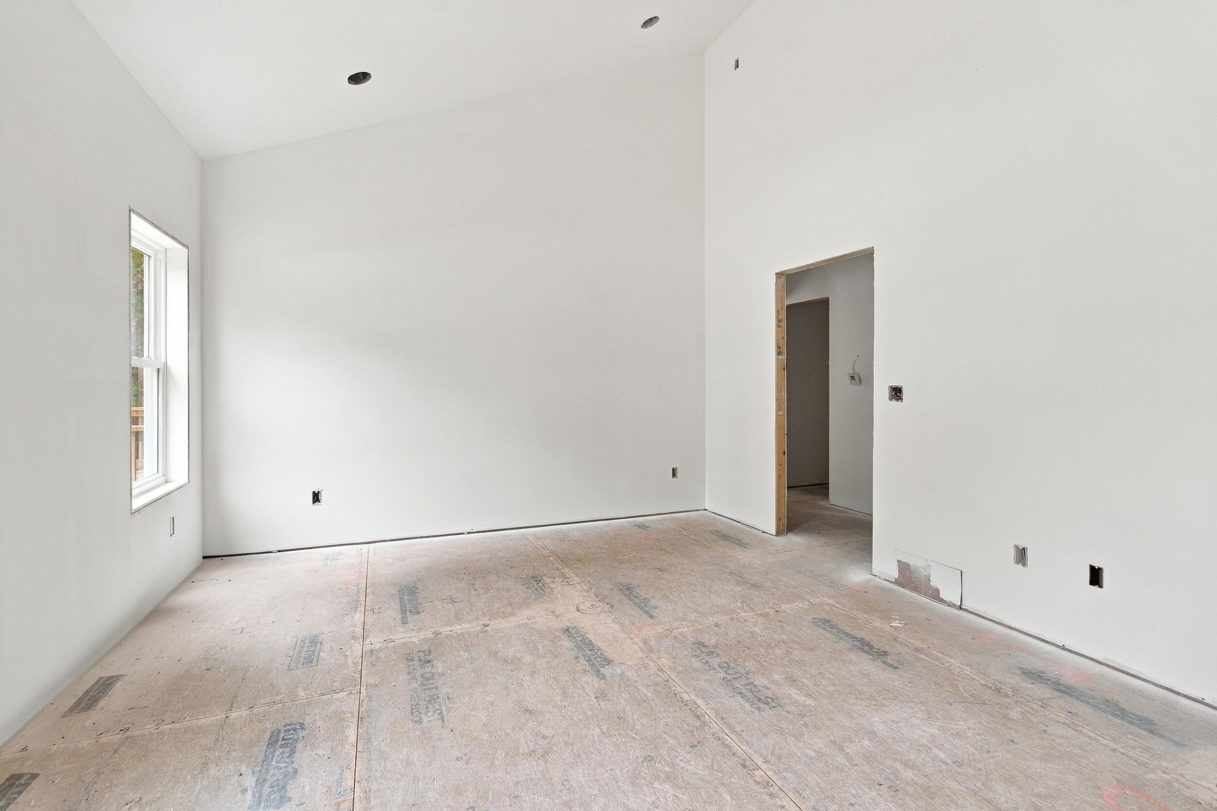 1677 Park Drive Property Photo 18