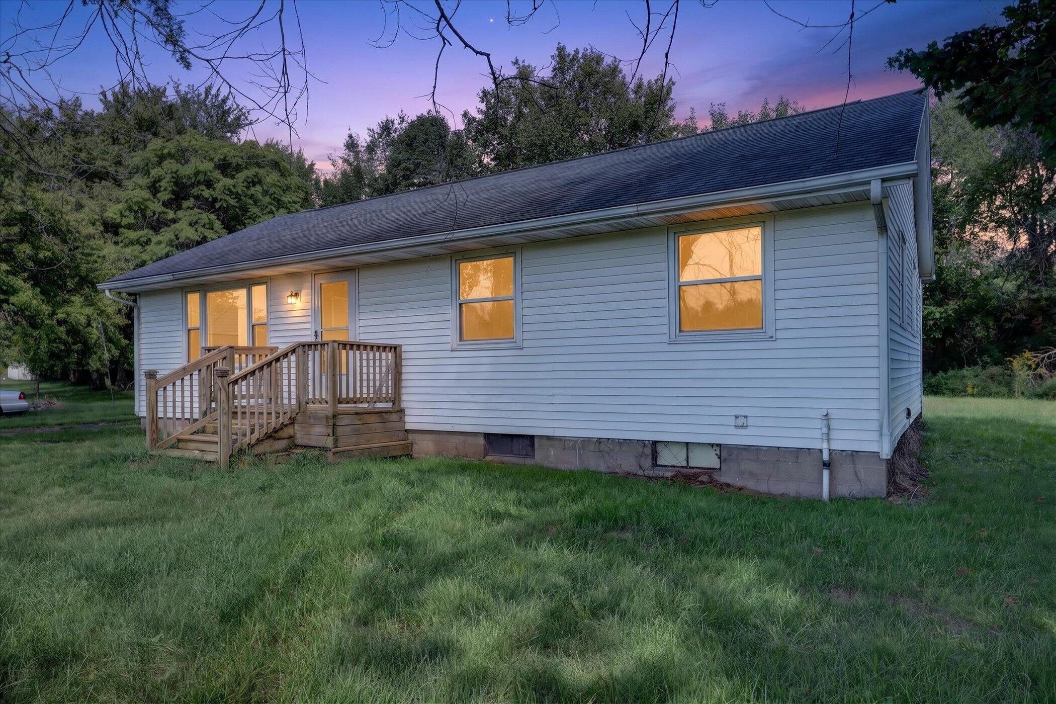 32558 M 43 Property Photo 1
