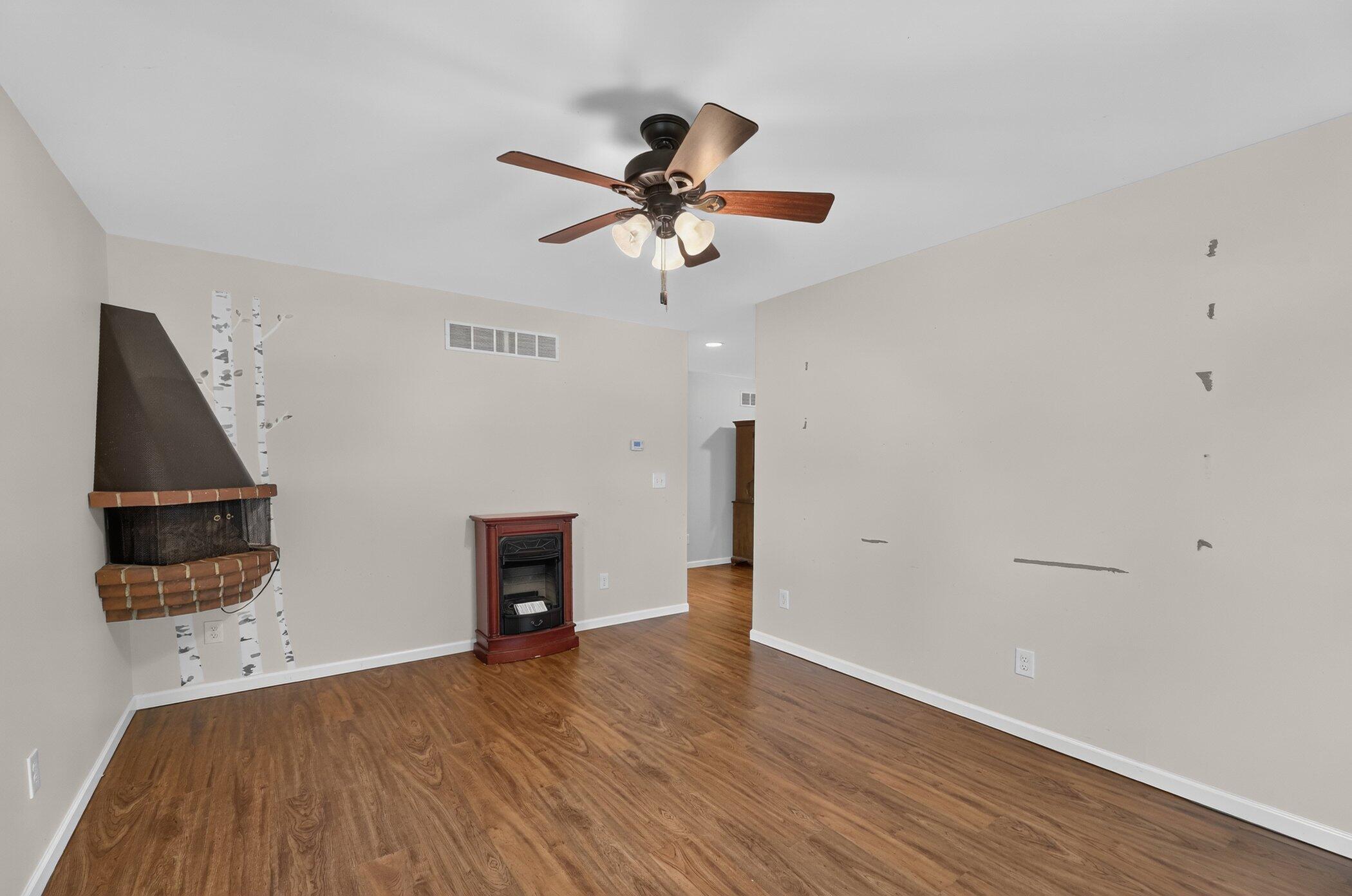 7057 Shoreline Drive Property Photo 3
