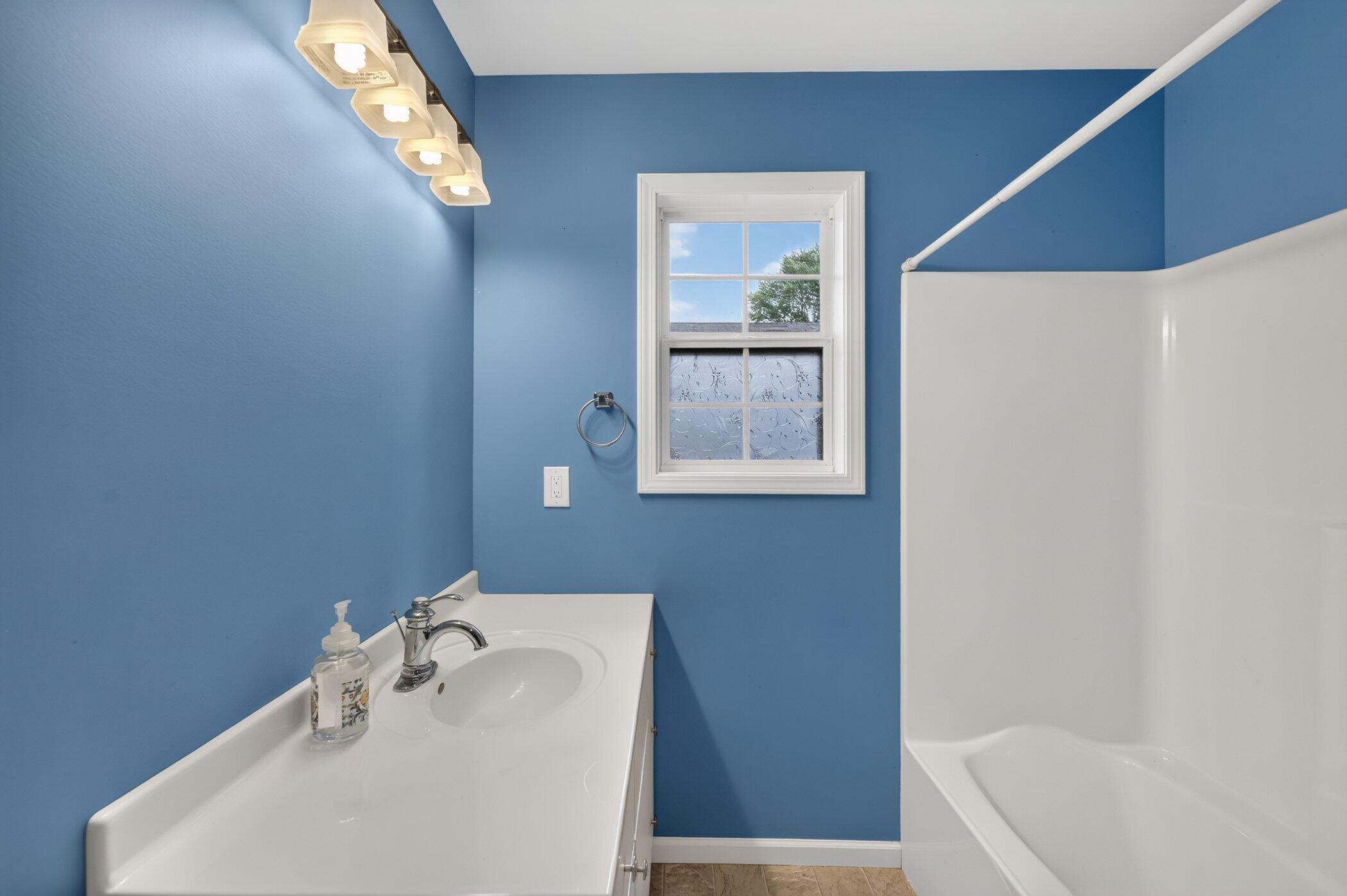 7057 Shoreline Drive Property Photo 8