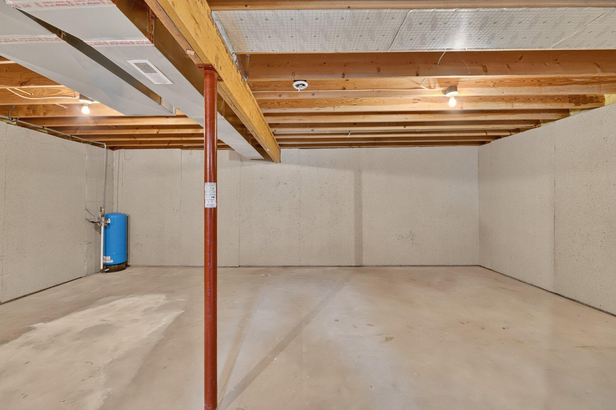 7057 Shoreline Drive Property Photo 14