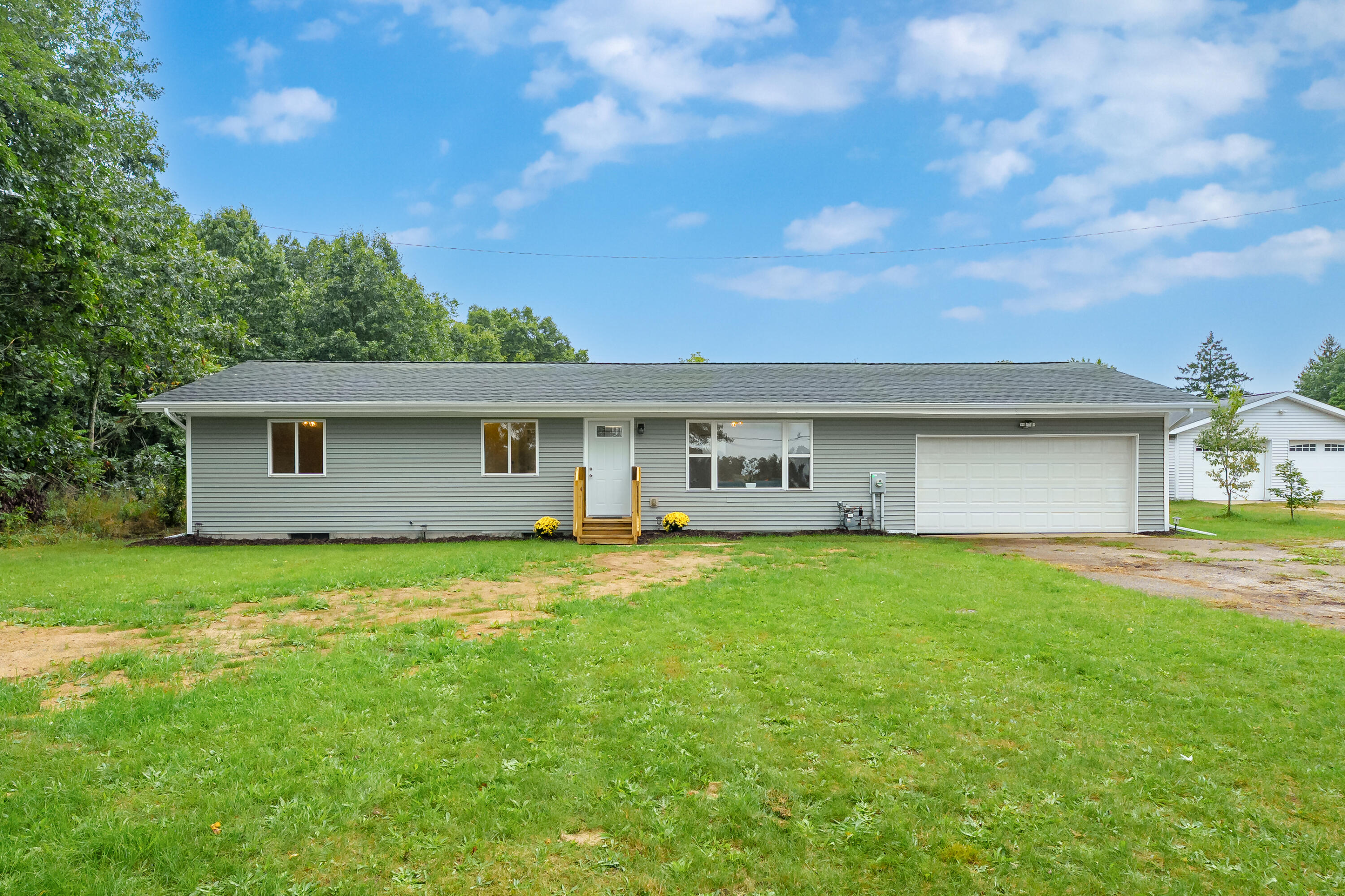 30450 M-152 Property Photo 1