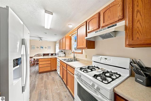 100 Sturtevant Street Property Photo 15