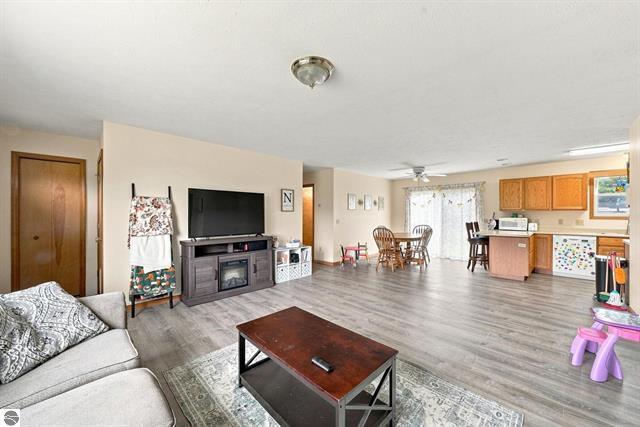 100 Sturtevant Street Property Photo 24