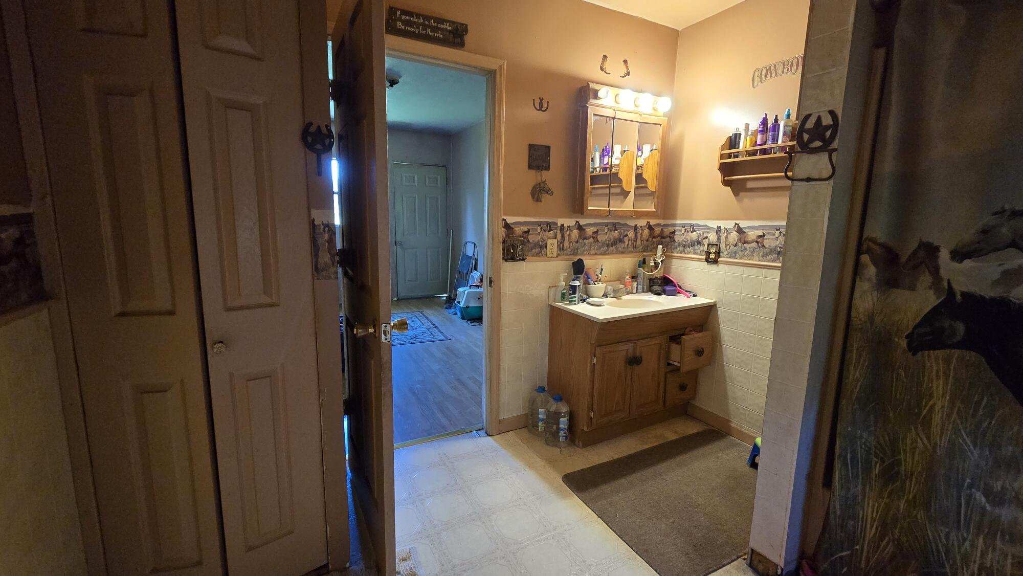 5065 Lorenson Road Property Photo 16
