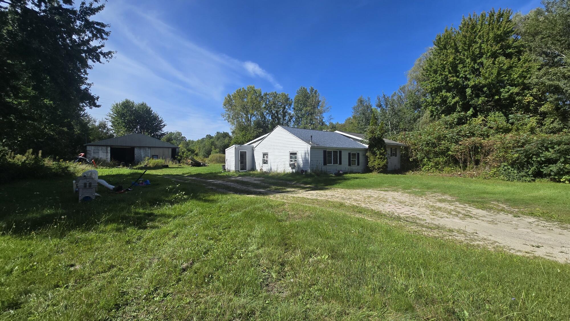 5065 Lorenson Road Property Photo 20