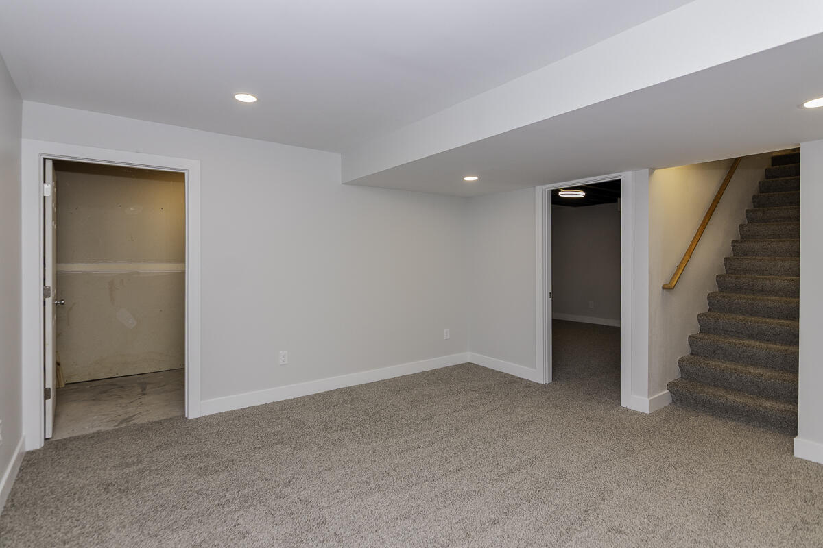 8161 8163, 8171 Property Photo 27