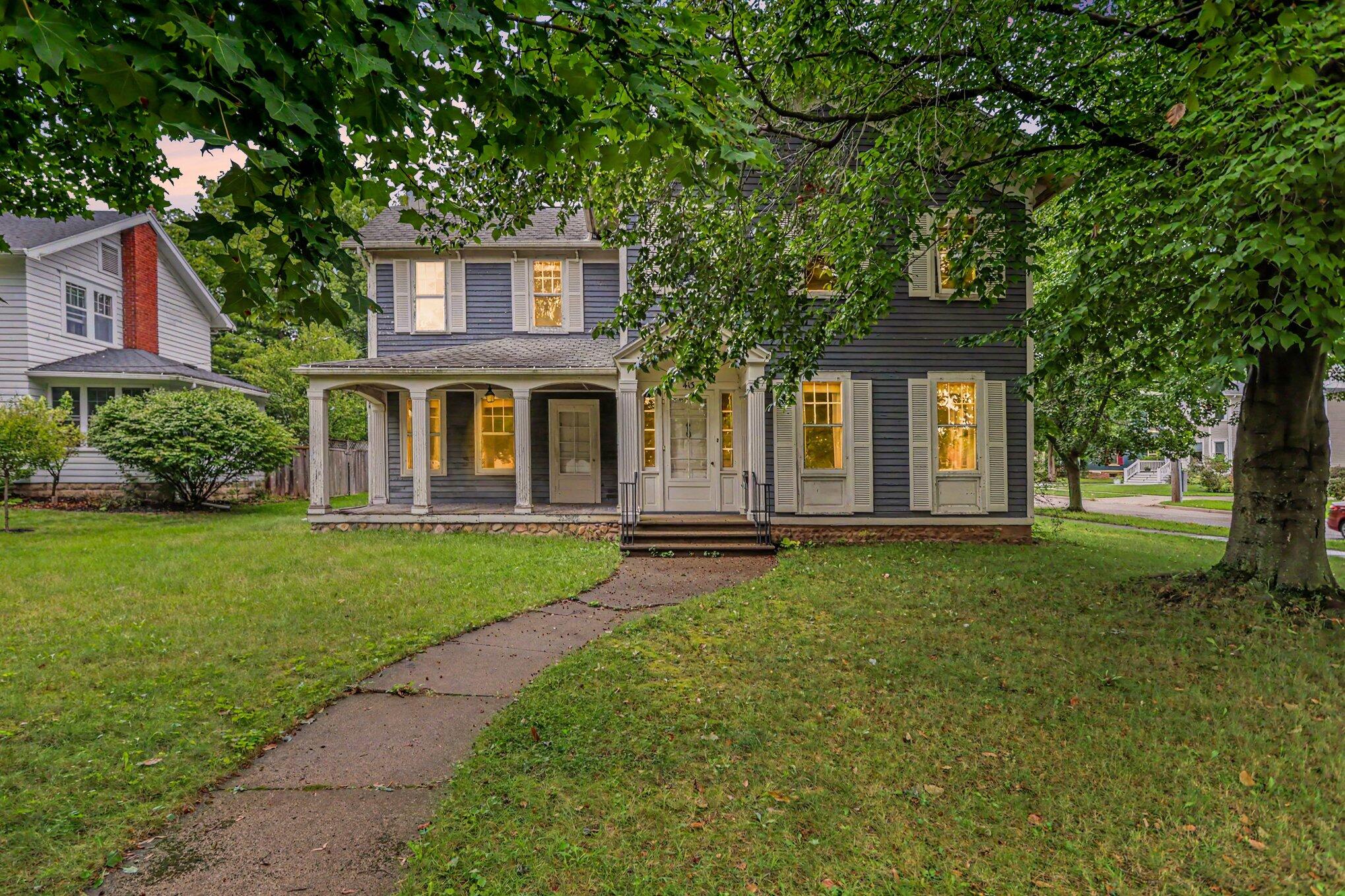 413 E Mansion Street Property Photo 1