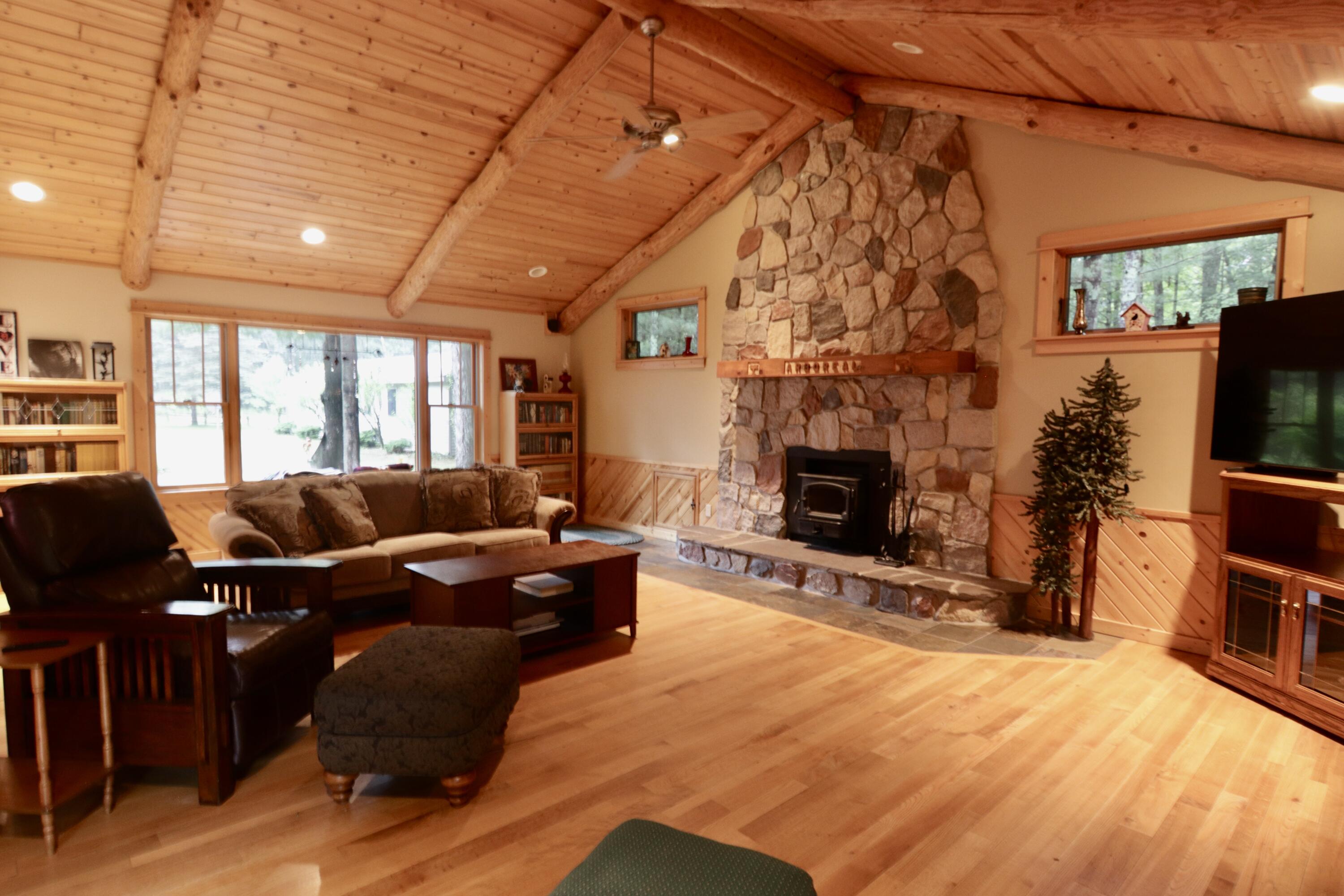 5556 E Filburn Road Property Photo 3