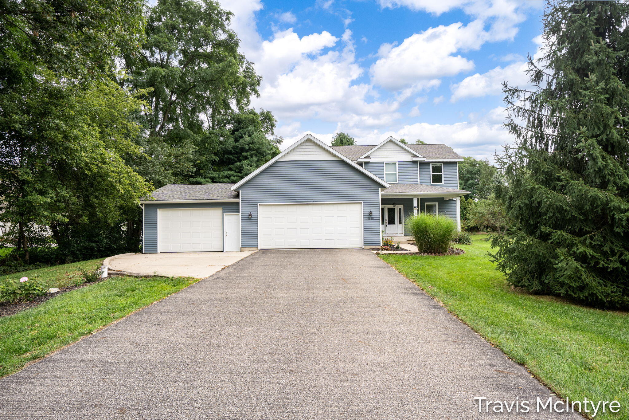 6838 Fox Meadow Drive Ne Property Photo 1