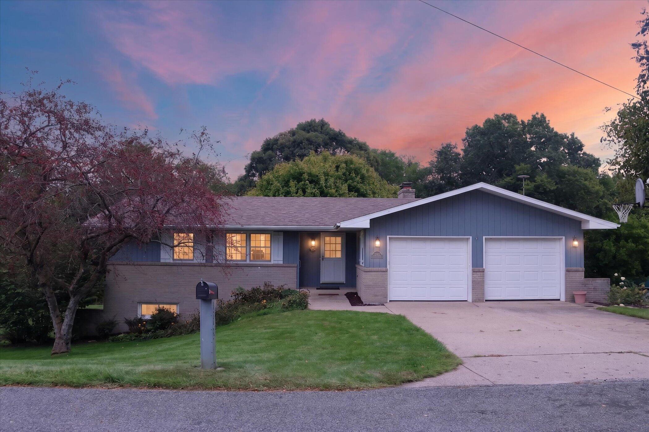 1755 Horizon Drive Property Photo 1