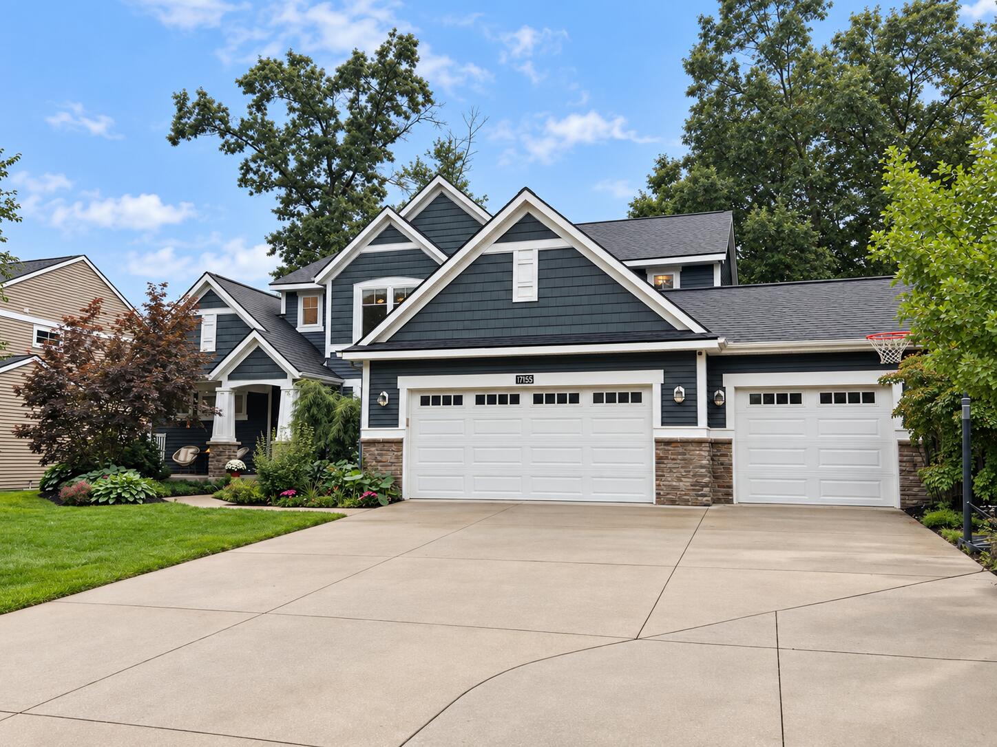 17155 Birchview Drive Property Photo 1