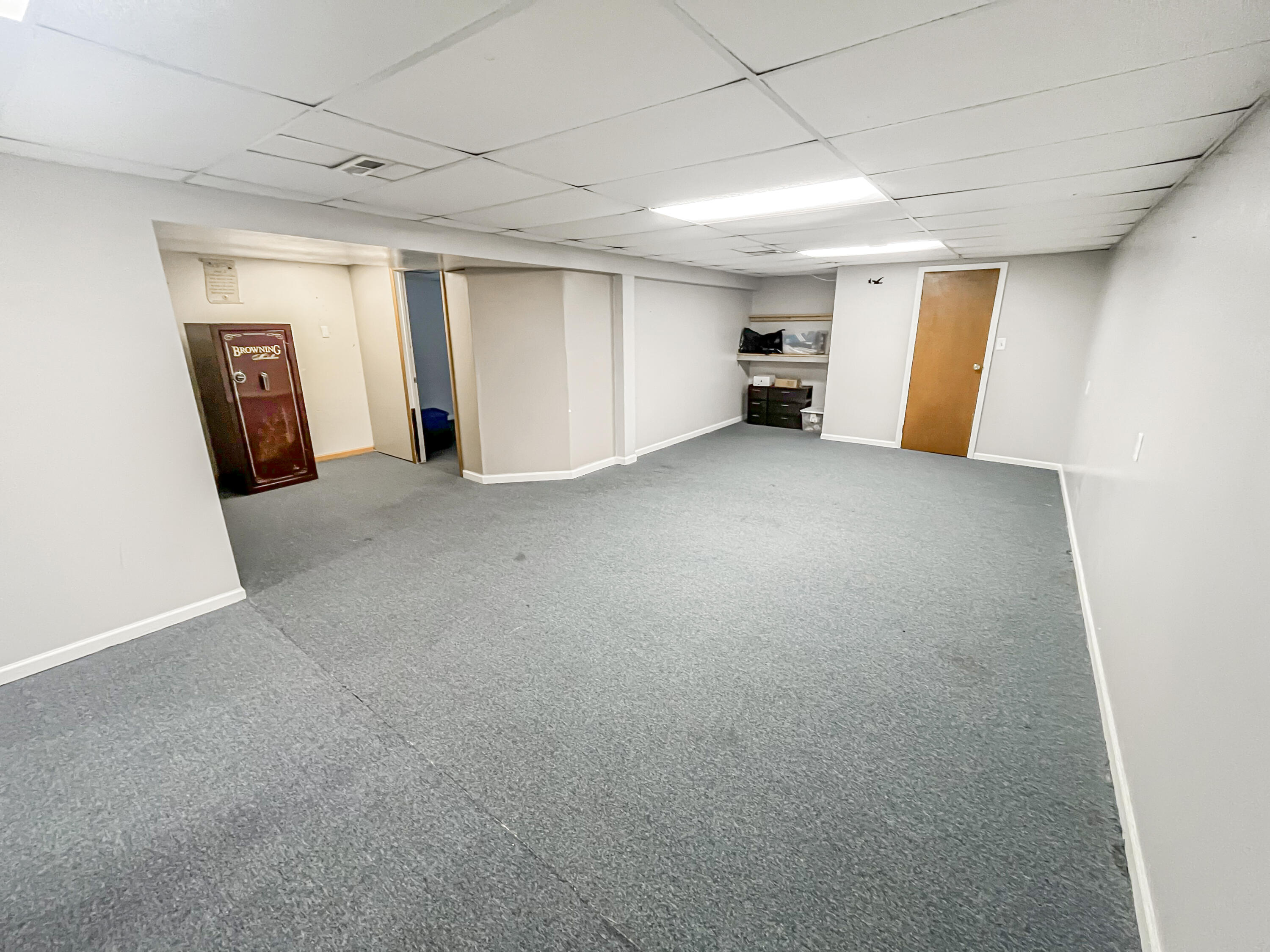 17828 Devonshire Street Property Photo 8