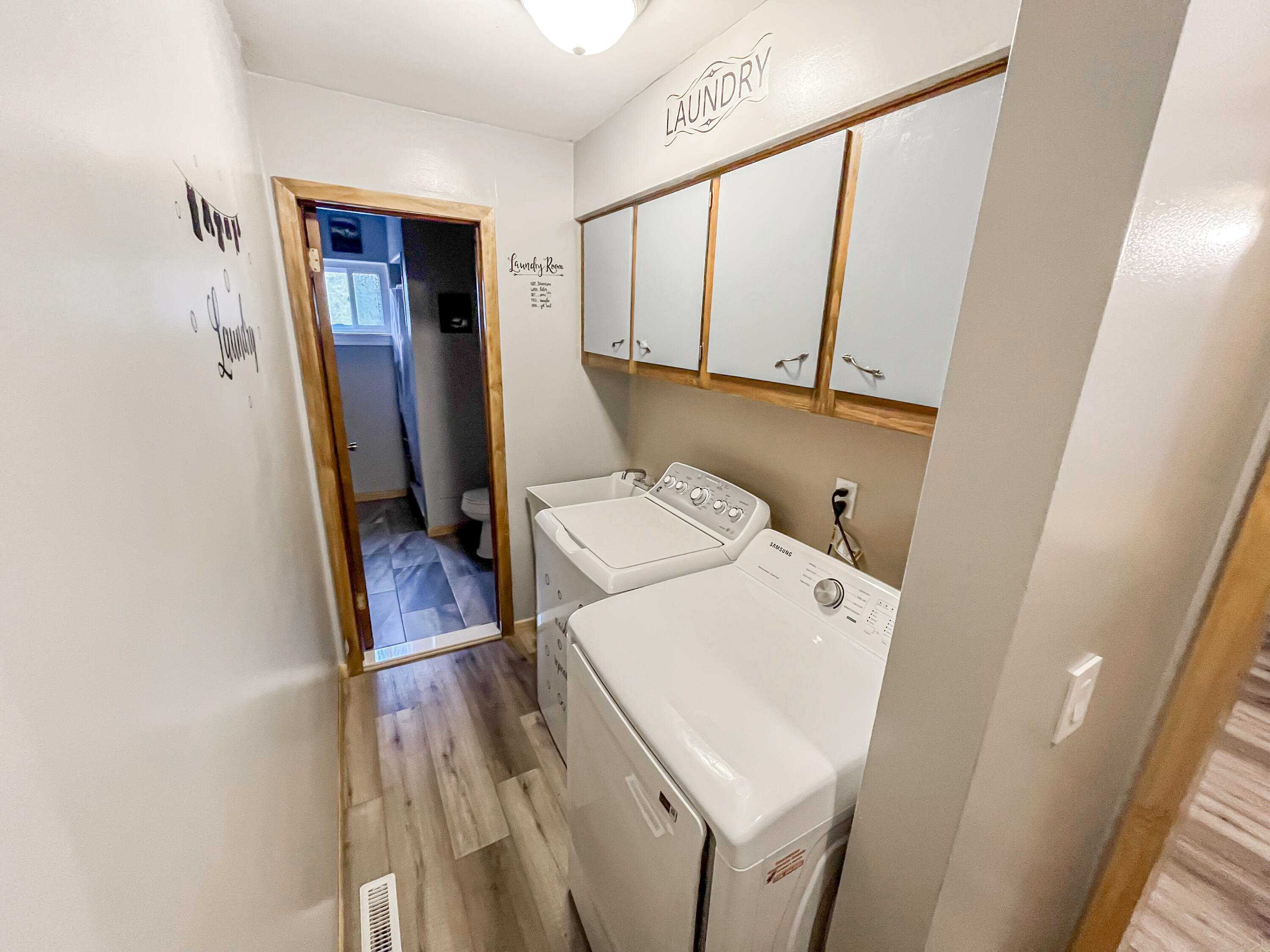 17828 Devonshire Street Property Photo 17