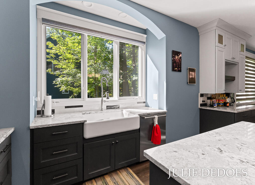 10543 Lakeshore Drive Property Photo 19