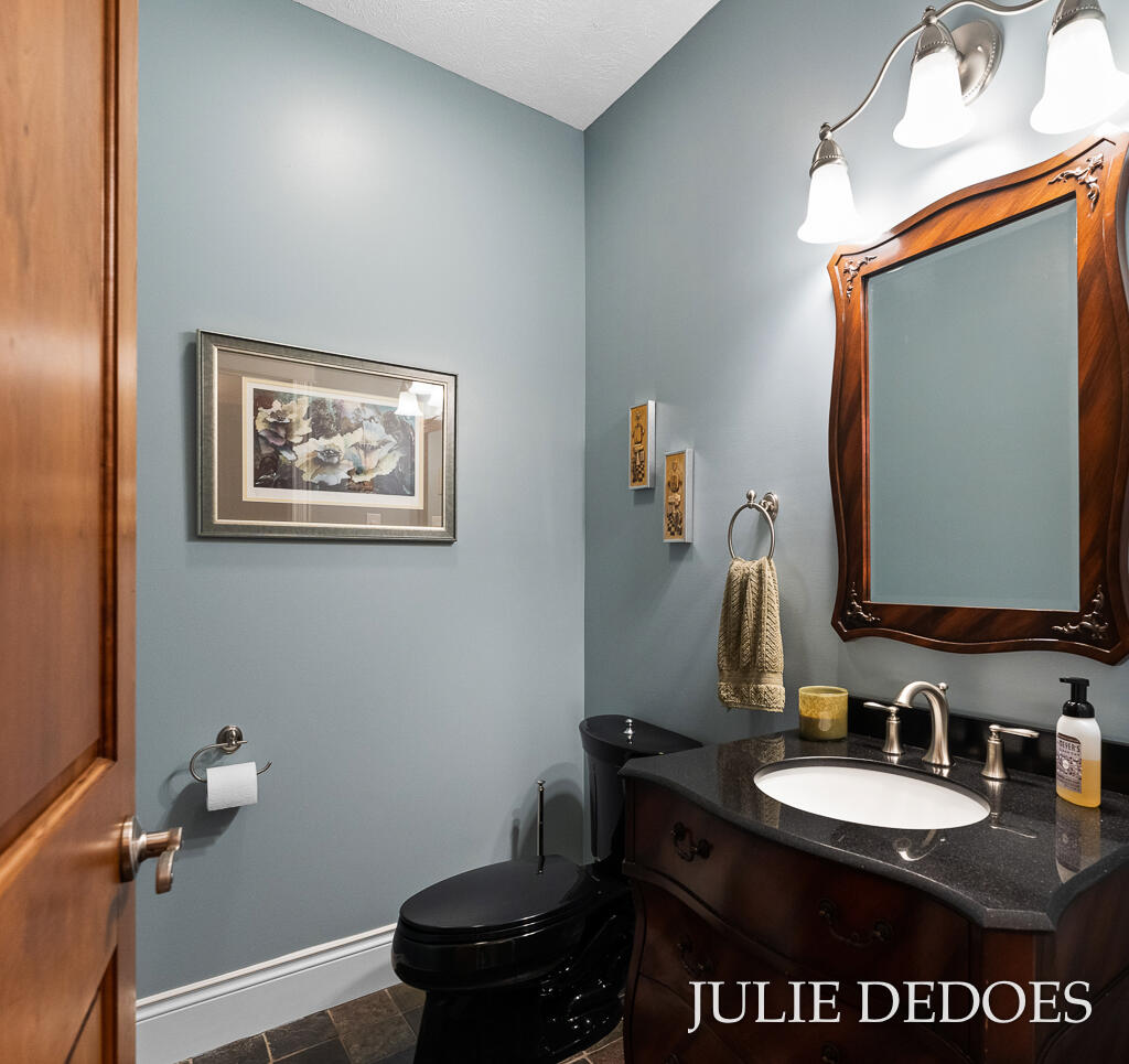 10543 Lakeshore Drive Property Photo 30