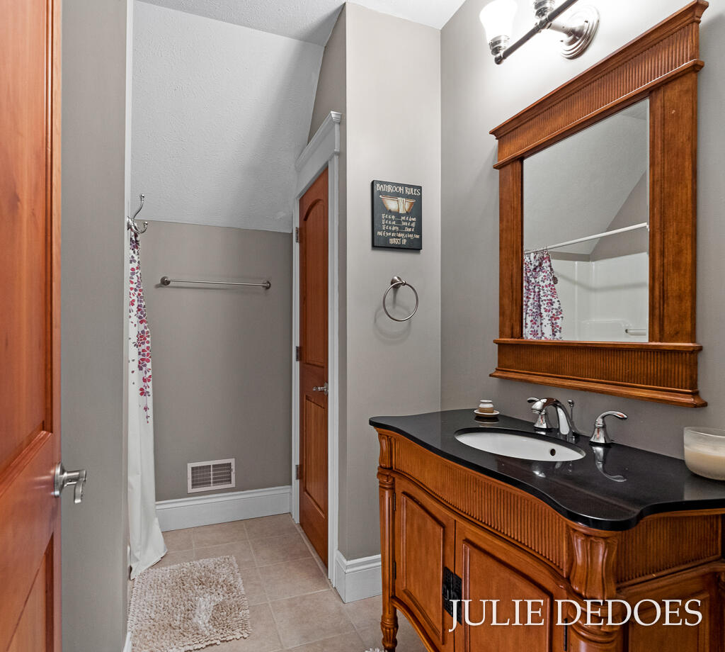 10543 Lakeshore Drive Property Photo 42
