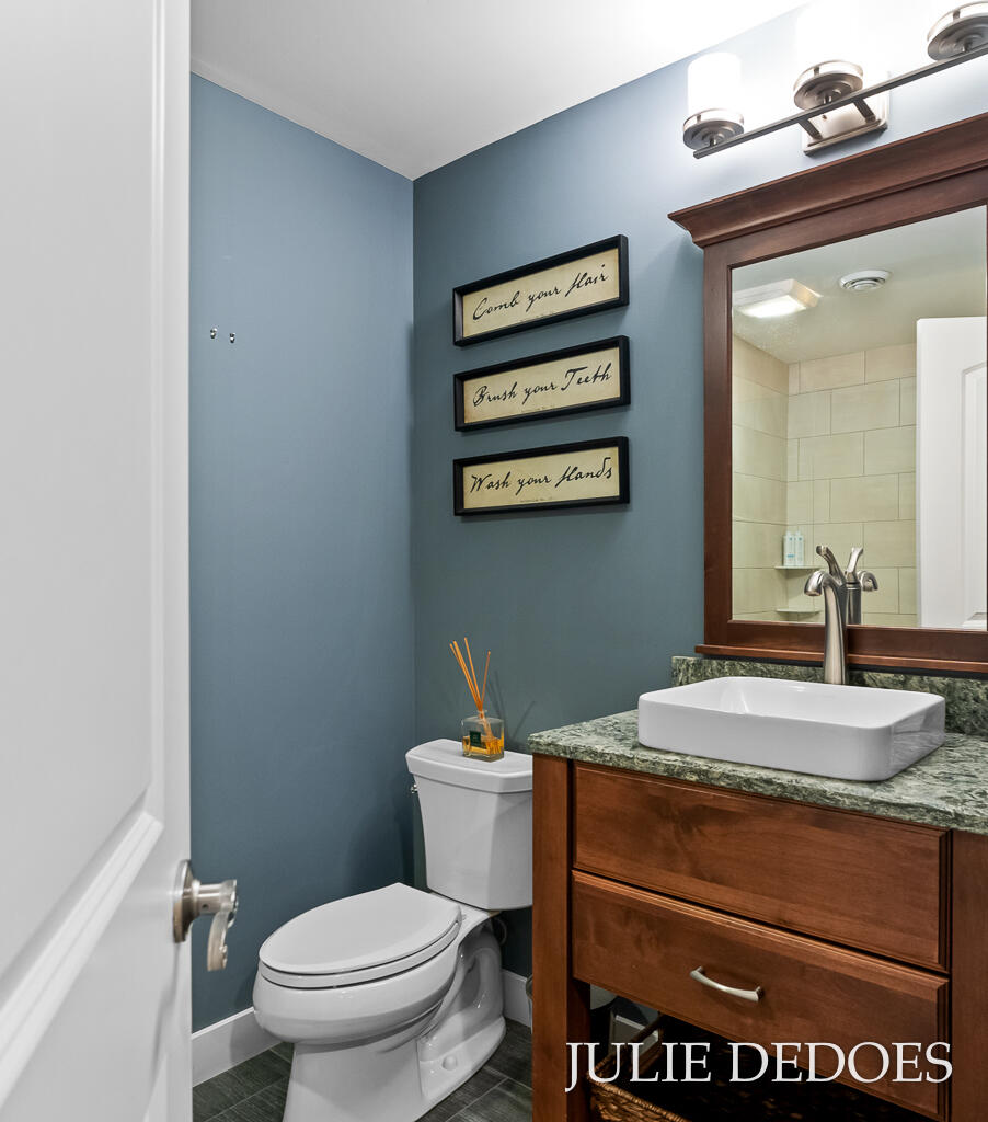 10543 Lakeshore Drive Property Photo 66