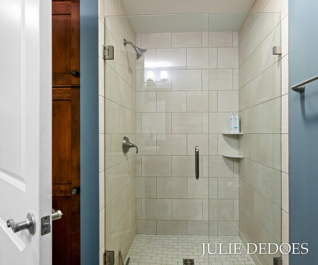 10543 Lakeshore Drive Property Photo 67