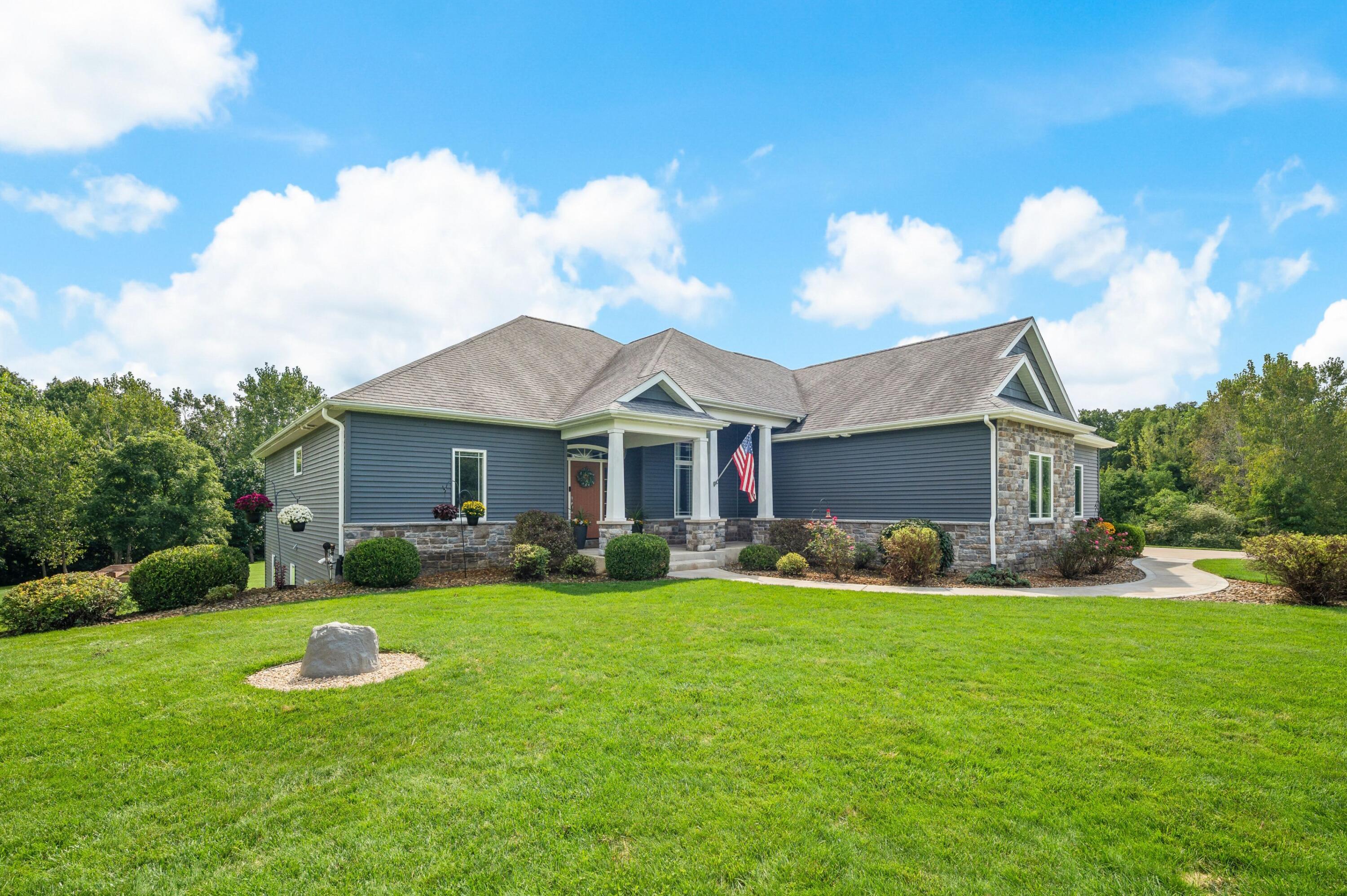 10582 Dana Drive Property Photo 4