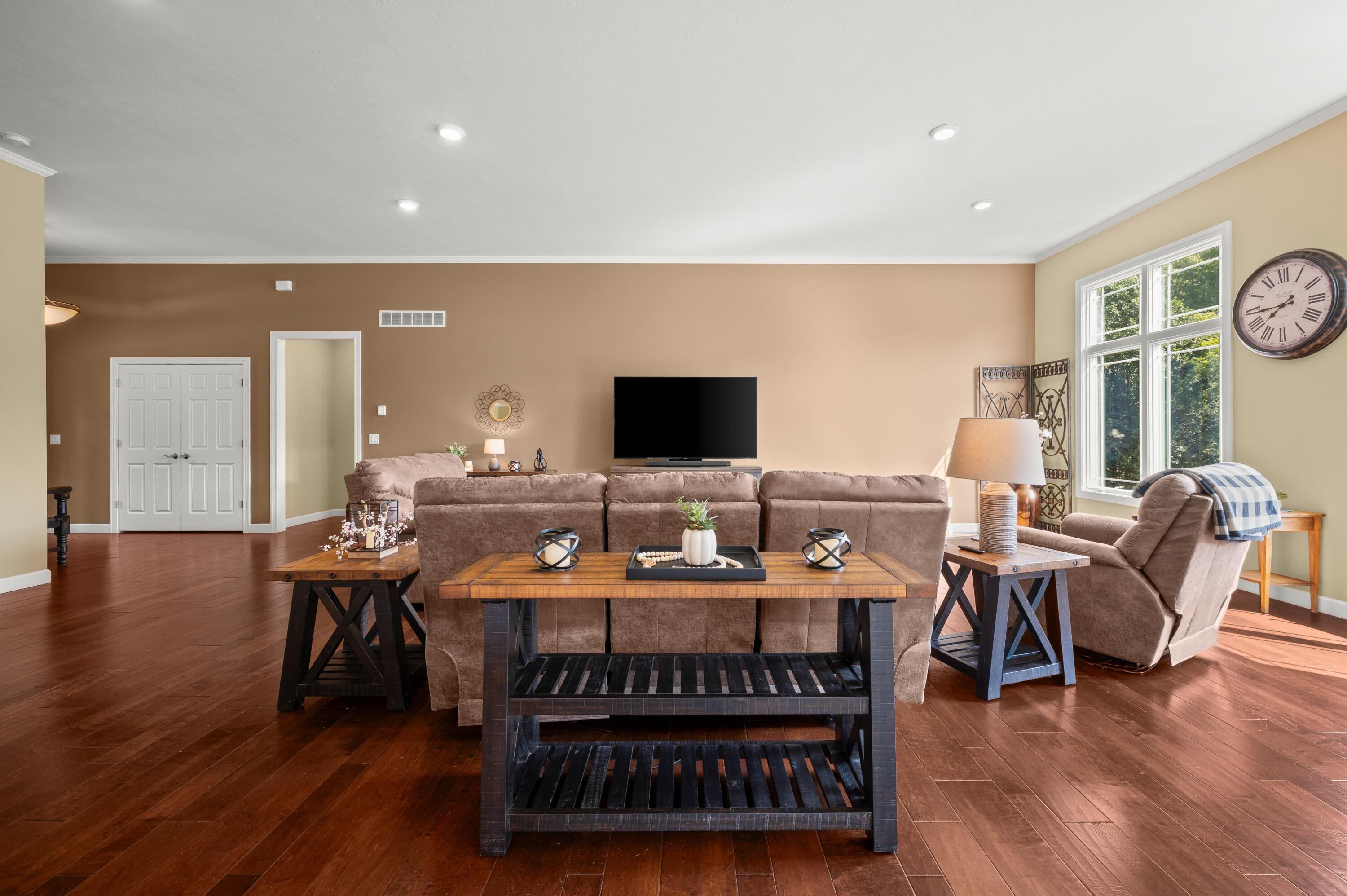 10582 Dana Drive Property Photo 10