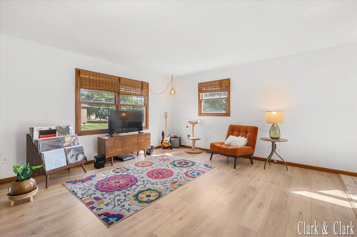 105 River Street Property Photo 7