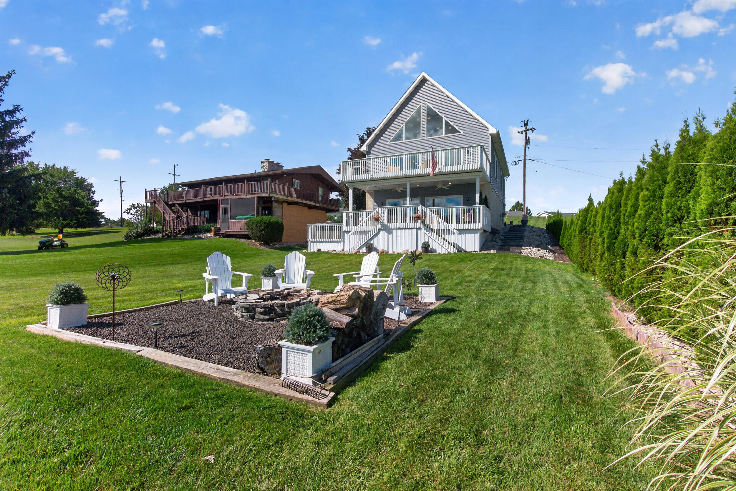 10725 Arrowhead Circle Property Photo 5