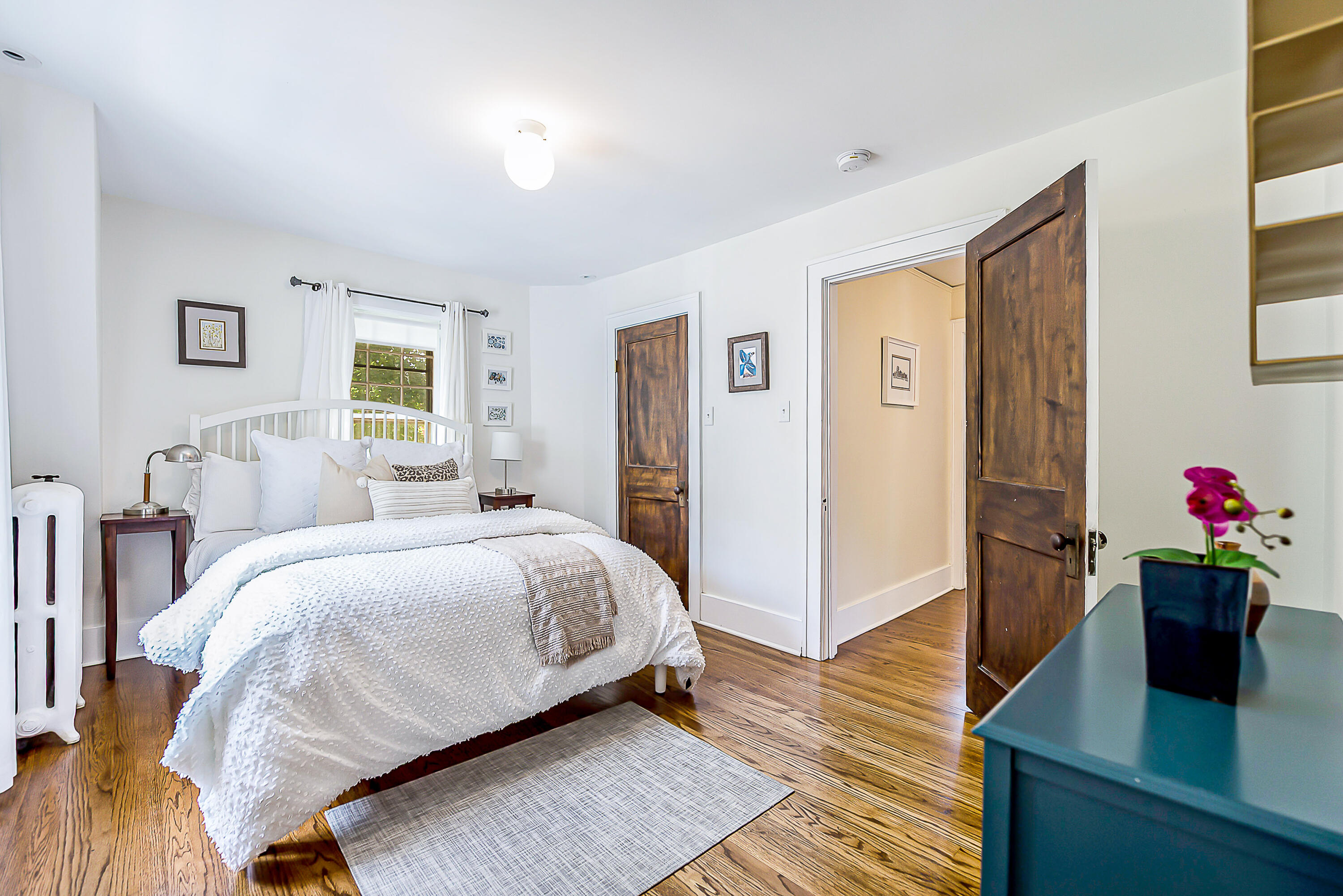 1327 Brooklyn Avenue Property Photo 28