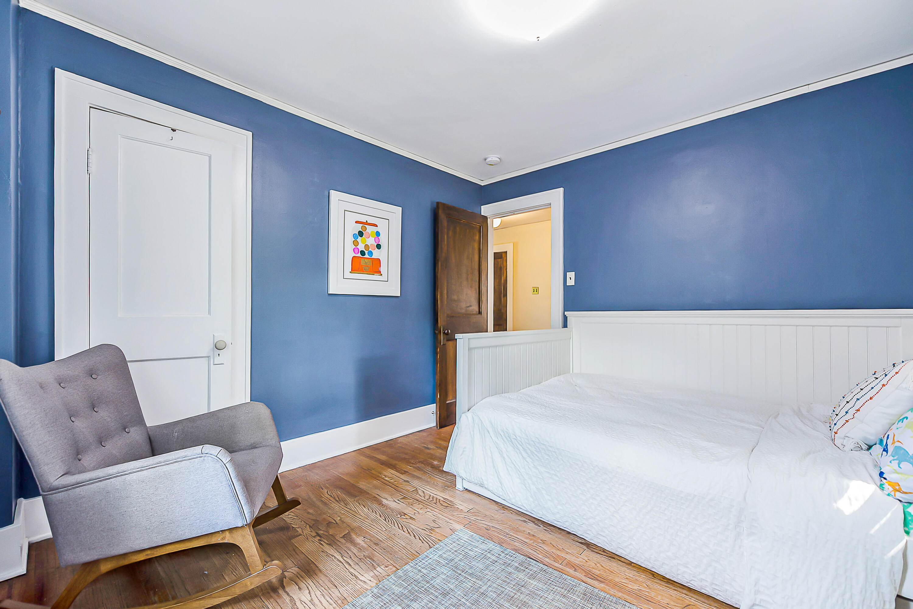 1327 Brooklyn Avenue Property Photo 32
