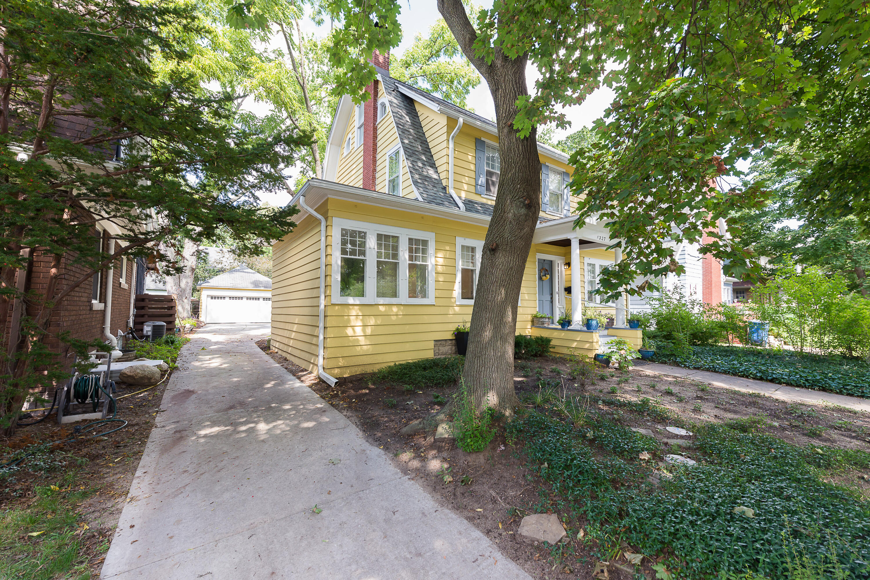 1327 Brooklyn Avenue Property Photo 51
